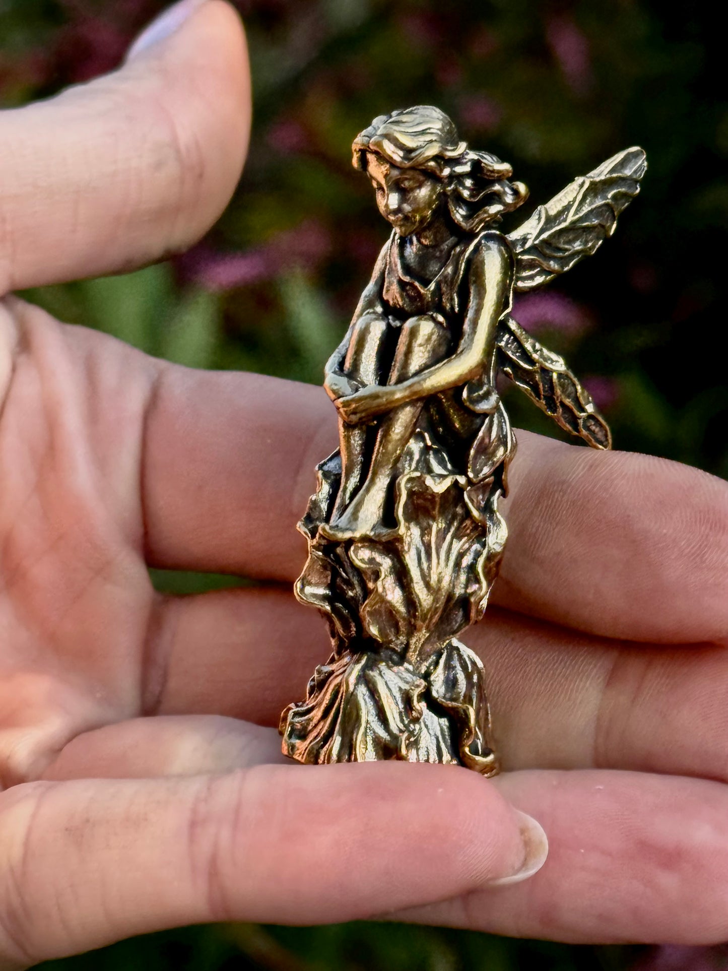 Brass Pixie Figurine in Leaf Dress – Seated Forest Fairy with Wings