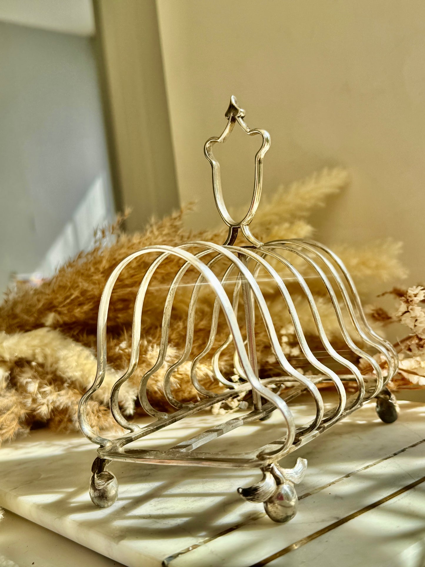 Antique Silver-Plated Toast Rack with Fleur-de-Lis Feet | James Deakin & Sons, Sheffield