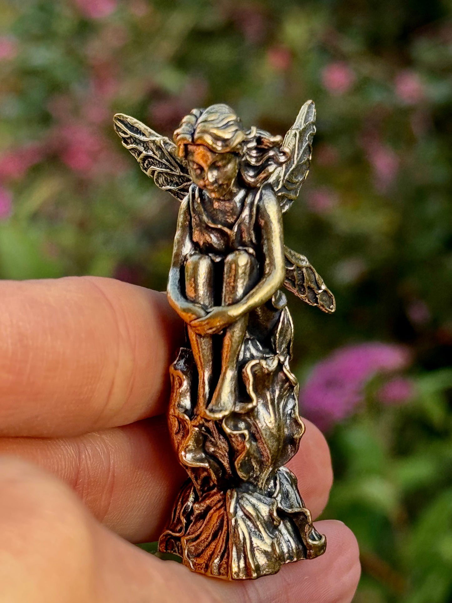 Brass Pixie Figurine in Leaf Dress – Seated Forest Fairy with Wings