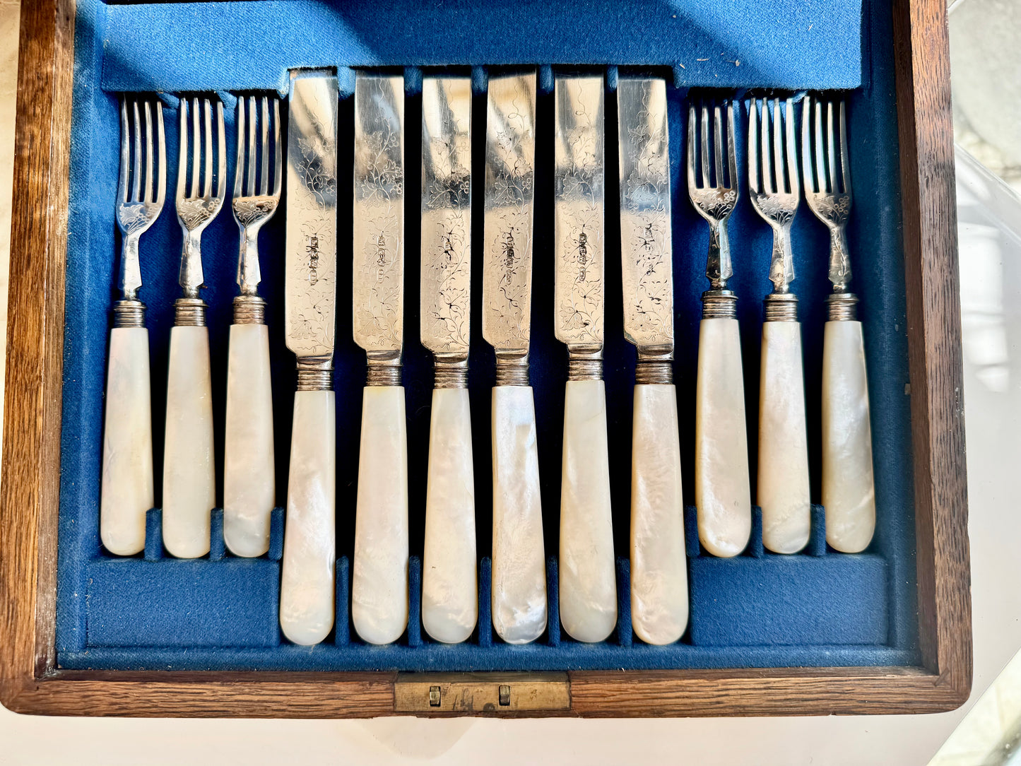 Antique Mappin & Webb Cutlery Set – Mother of Pearl Handles – c.1900s – Oak Case