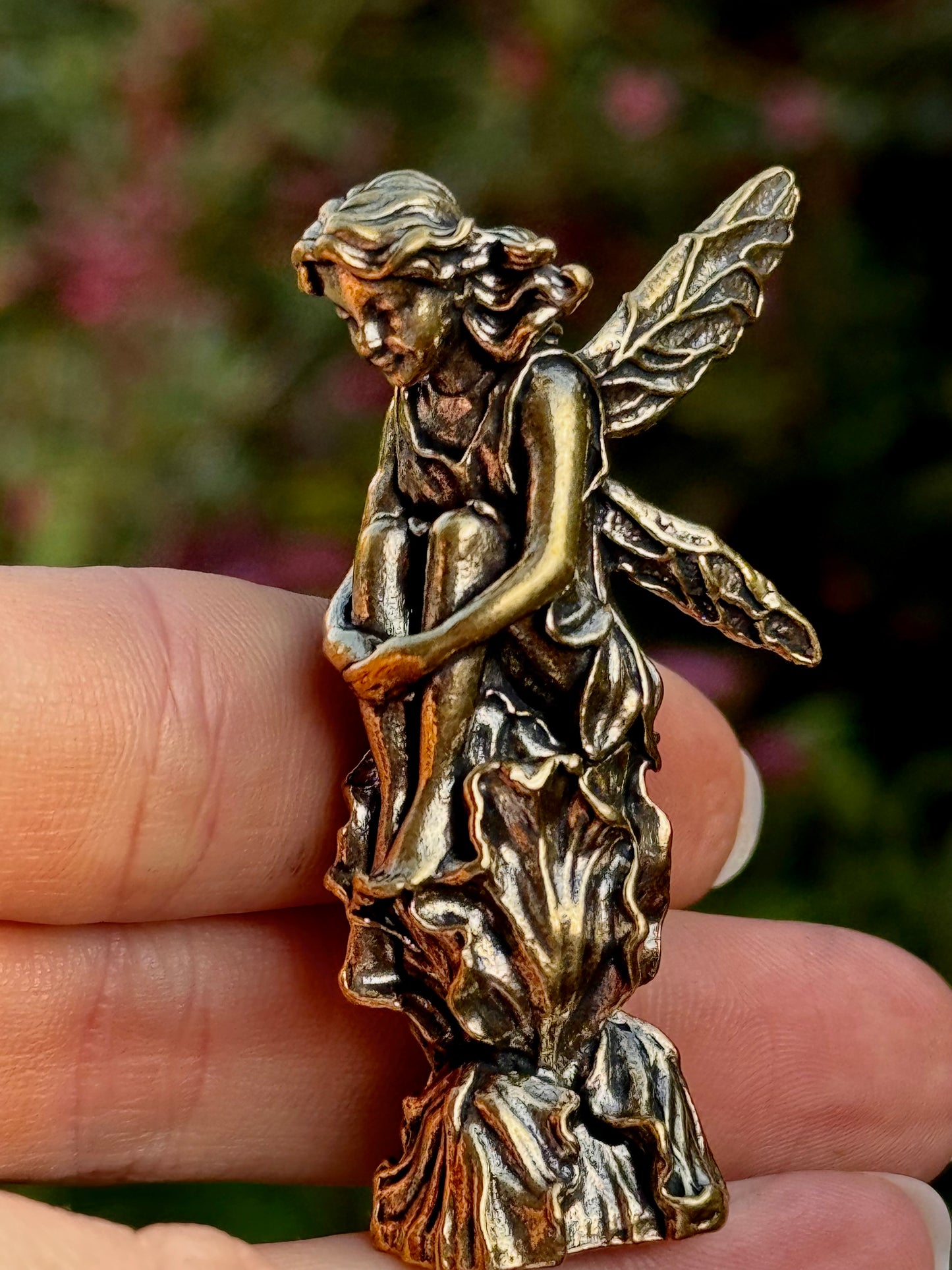 Brass Pixie Figurine in Leaf Dress – Seated Forest Fairy with Wings