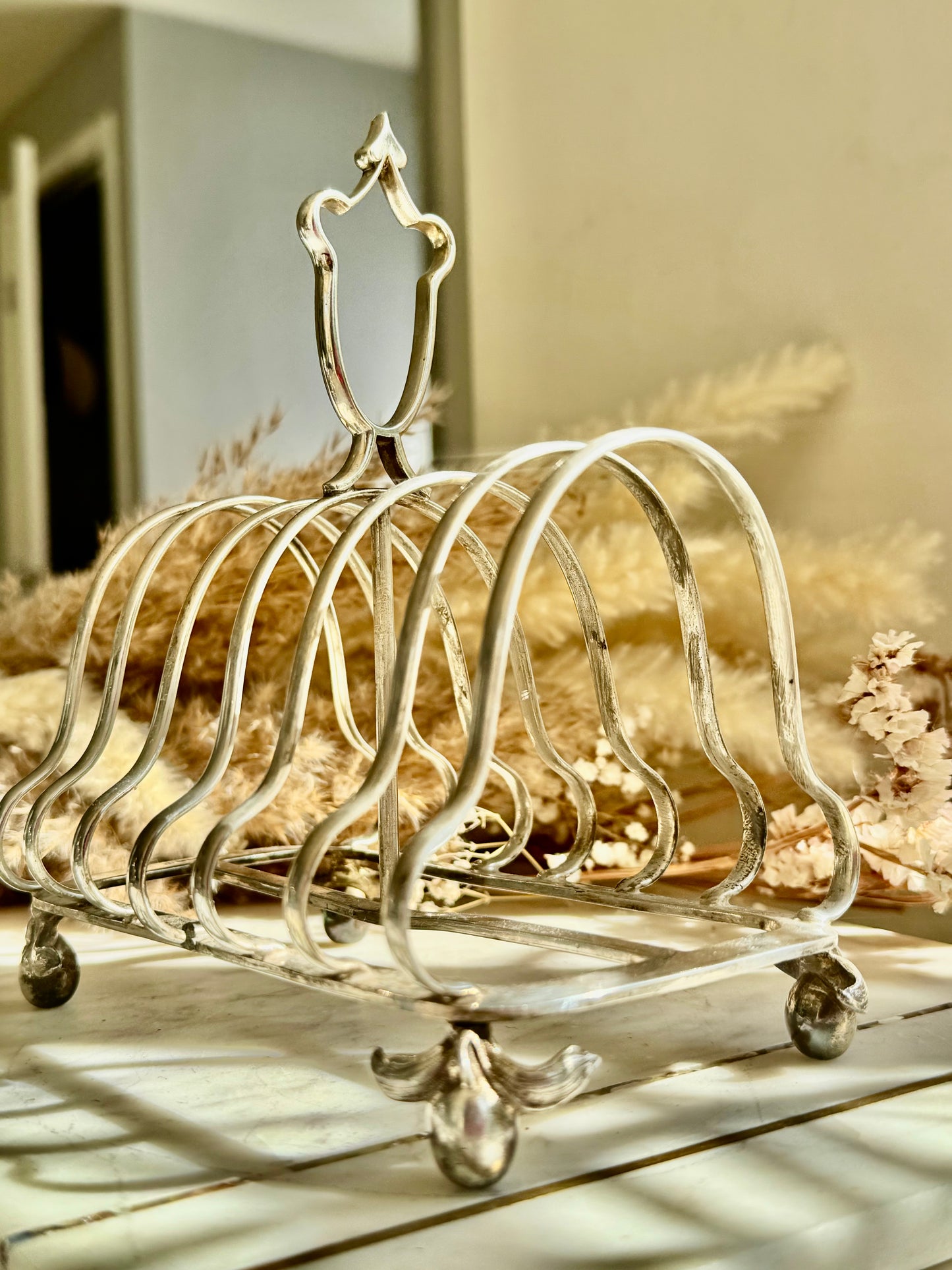 Antique Silver-Plated Toast Rack with Fleur-de-Lis Feet | James Deakin & Sons, Sheffield