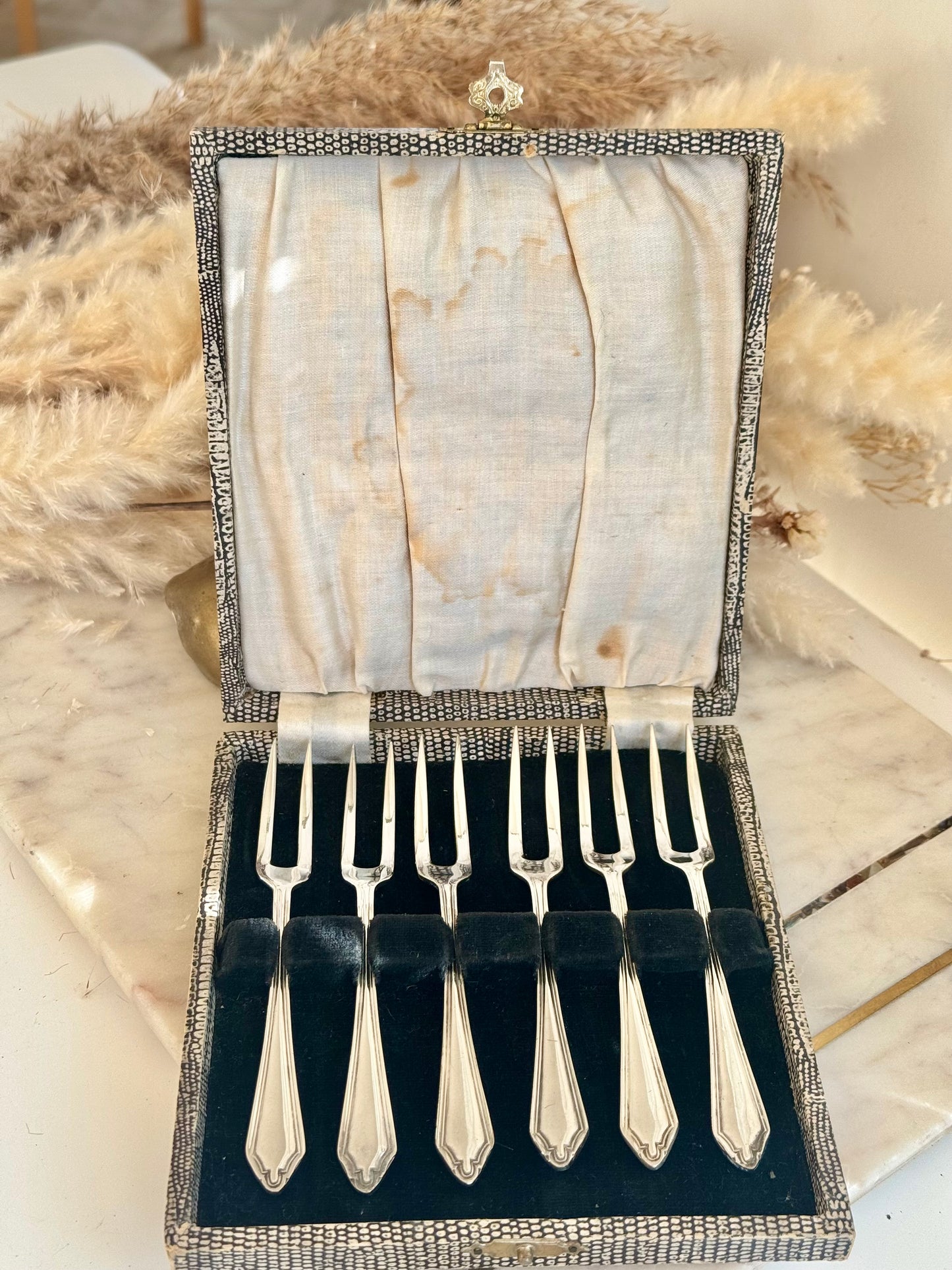 Set of Six Vintage Silver Plated Dessert Forks in Original Box – Art Deco Style