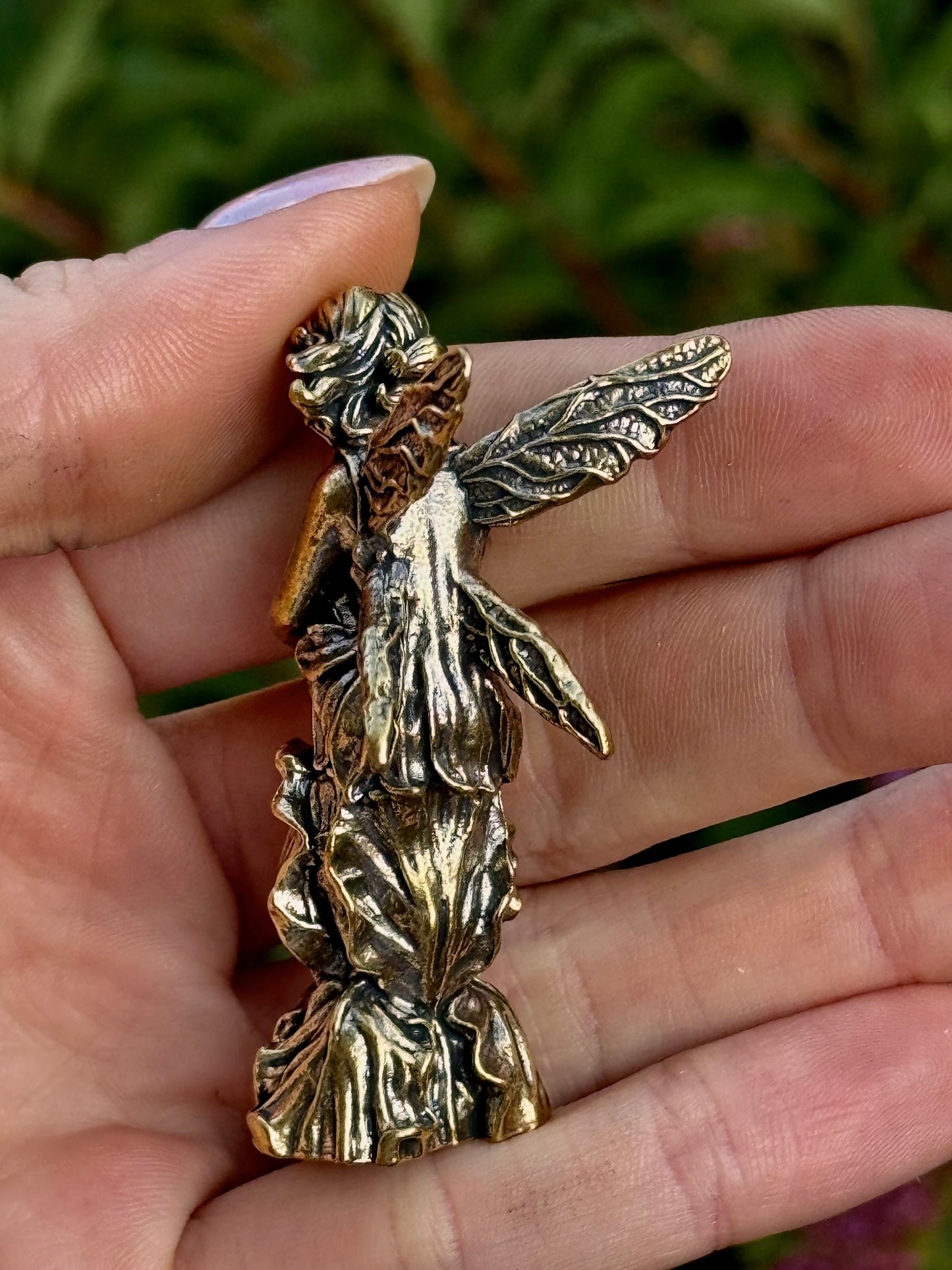 Brass Pixie Figurine in Leaf Dress – Seated Forest Fairy with Wings