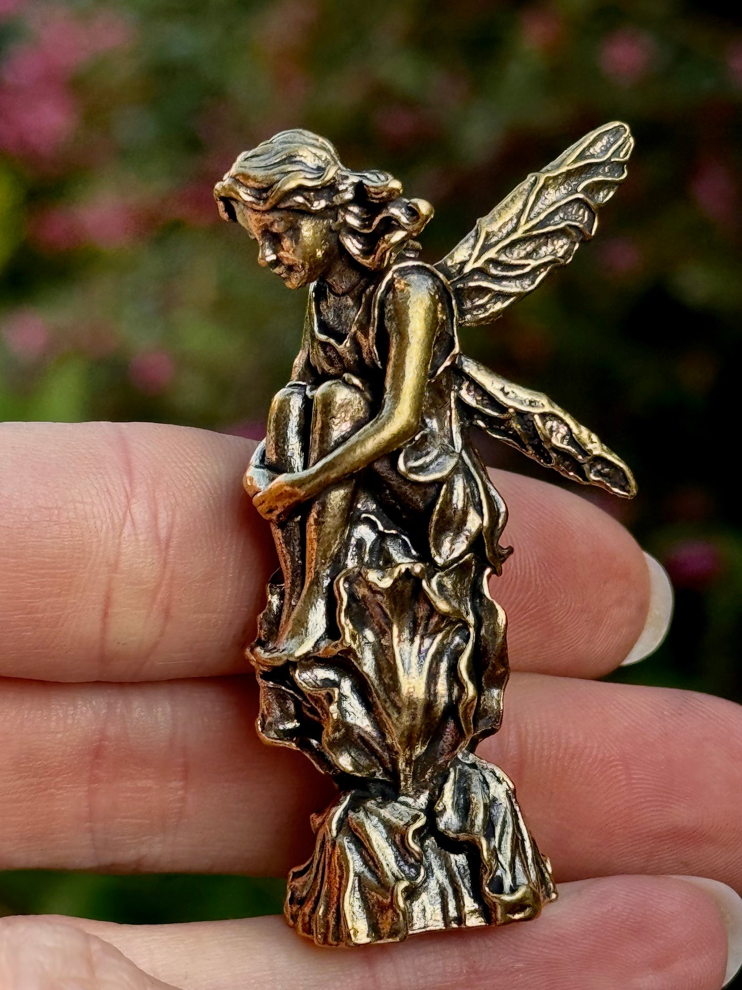 Brass Pixie Figurine in Leaf Dress – Seated Forest Fairy with Wings