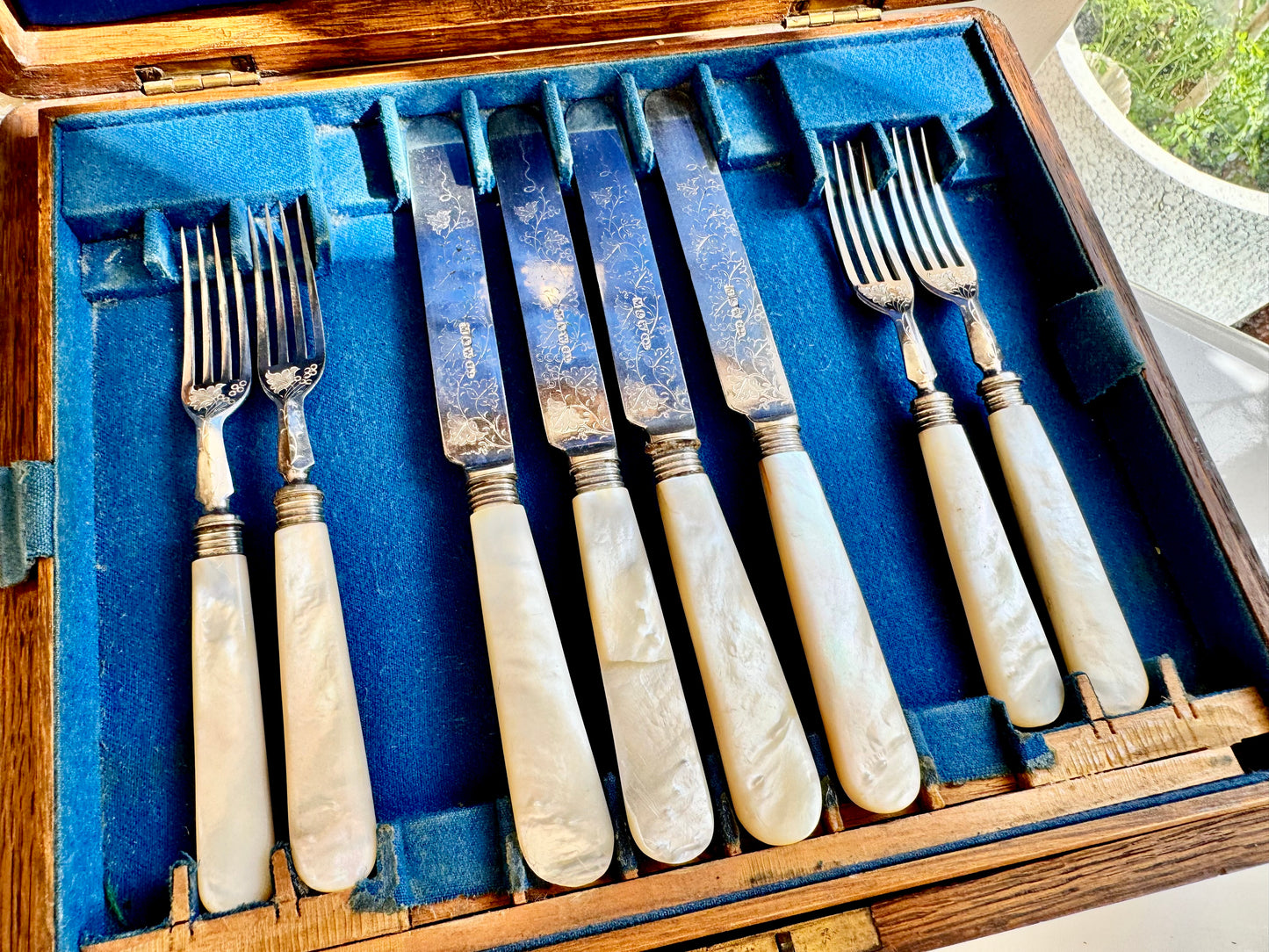 Antique Mappin & Webb Cutlery Set – Mother of Pearl Handles – c.1900s – Oak Case