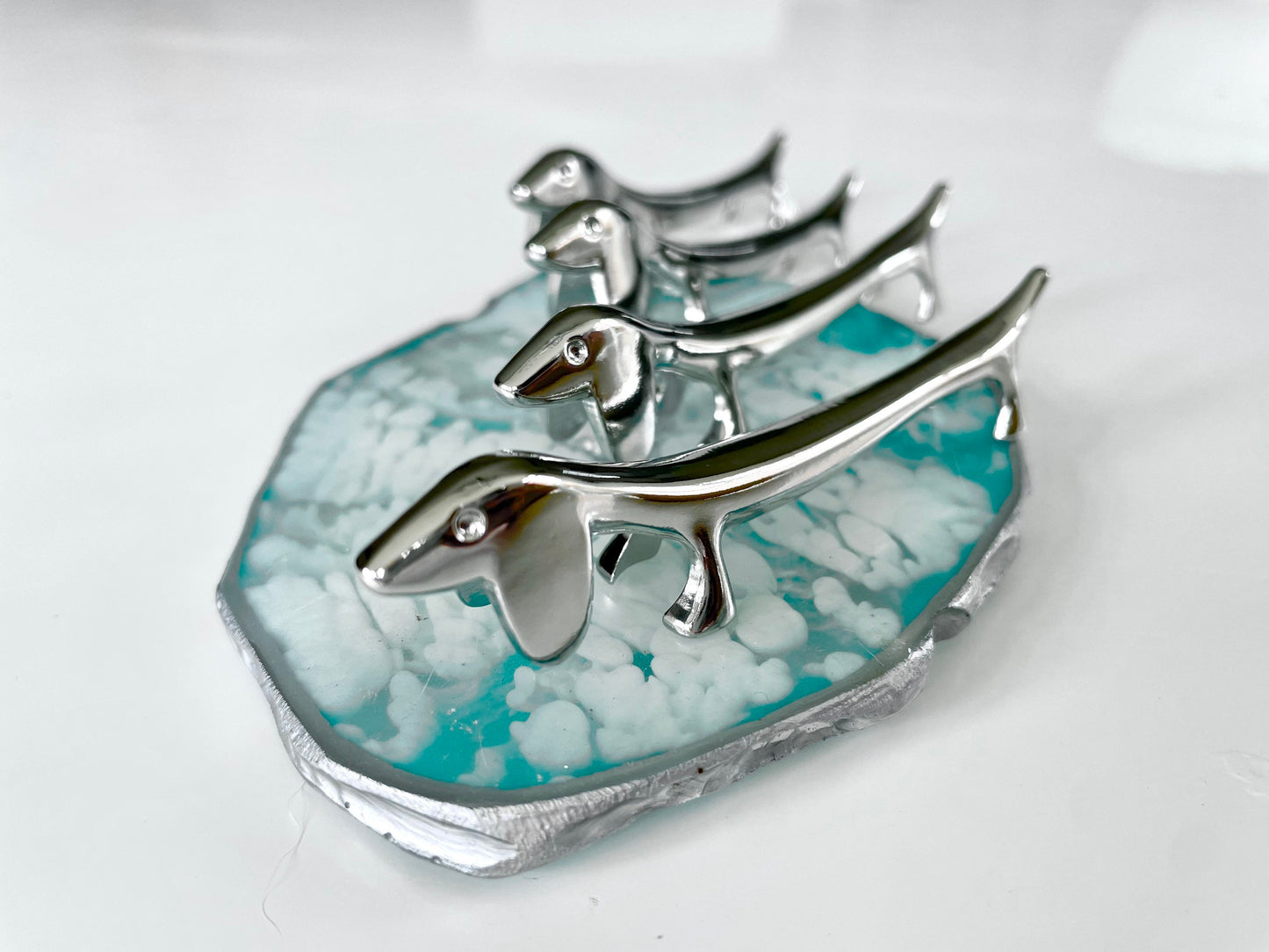 Set of 12 Vintage style knife holders, Sausage Dog Cutlery Holder, Rest for Knifes, Forks, and Spoons, Silver plated Farmhouse Tableware