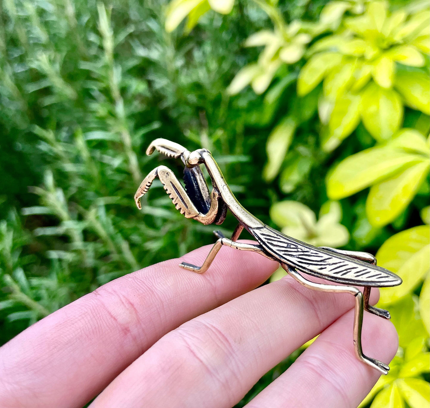 Fine Lifelike Solid Brass Praying Mantis Statue, Metal Pen Rest, Japanese Desk Accessory, Christmas gift, Dip Pen Holder
