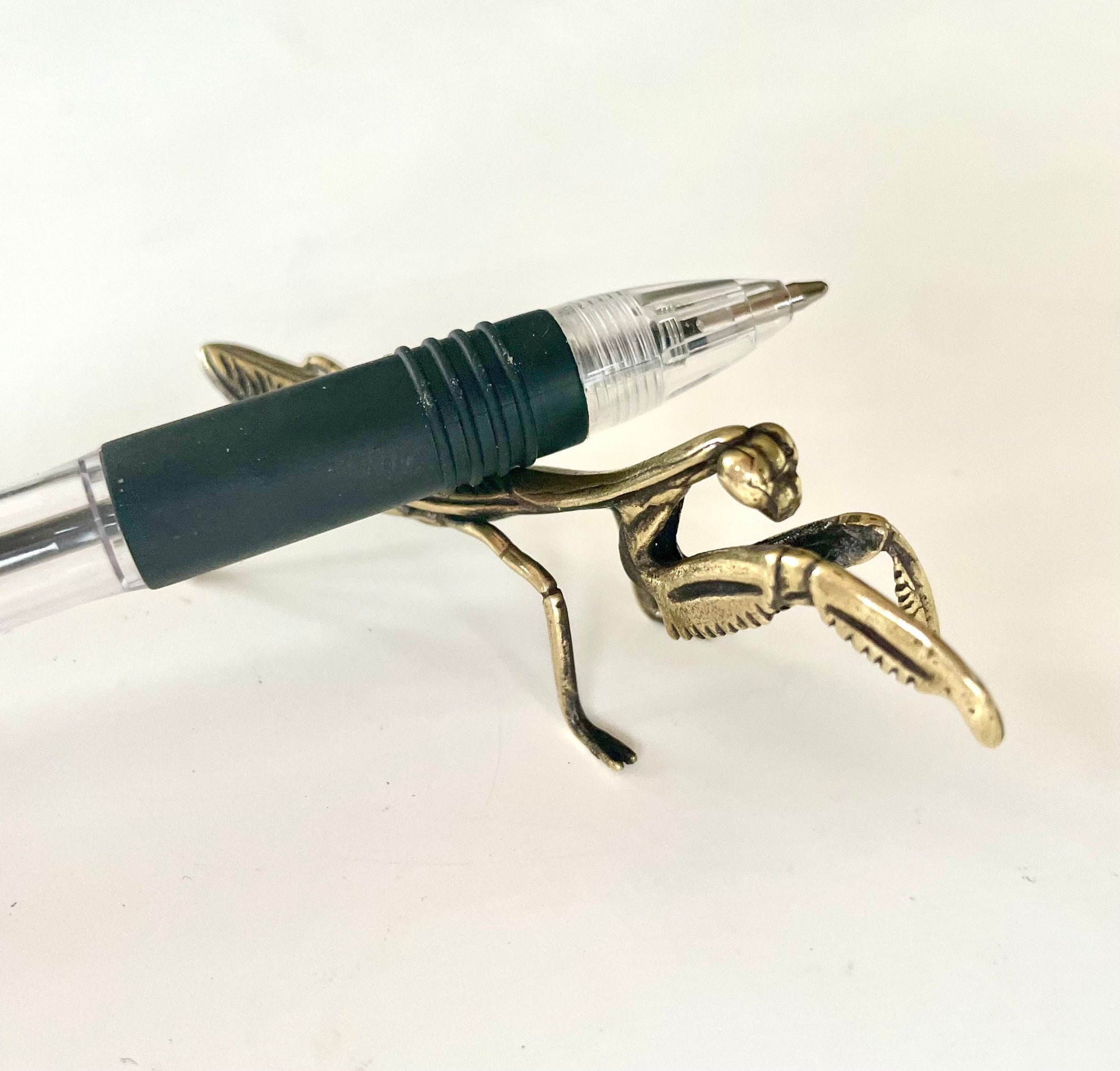 Fine Lifelike Solid Brass Praying Mantis Statue, Metal Pen Rest, Japanese Desk Accessory, Christmas gift, Dip Pen Holder