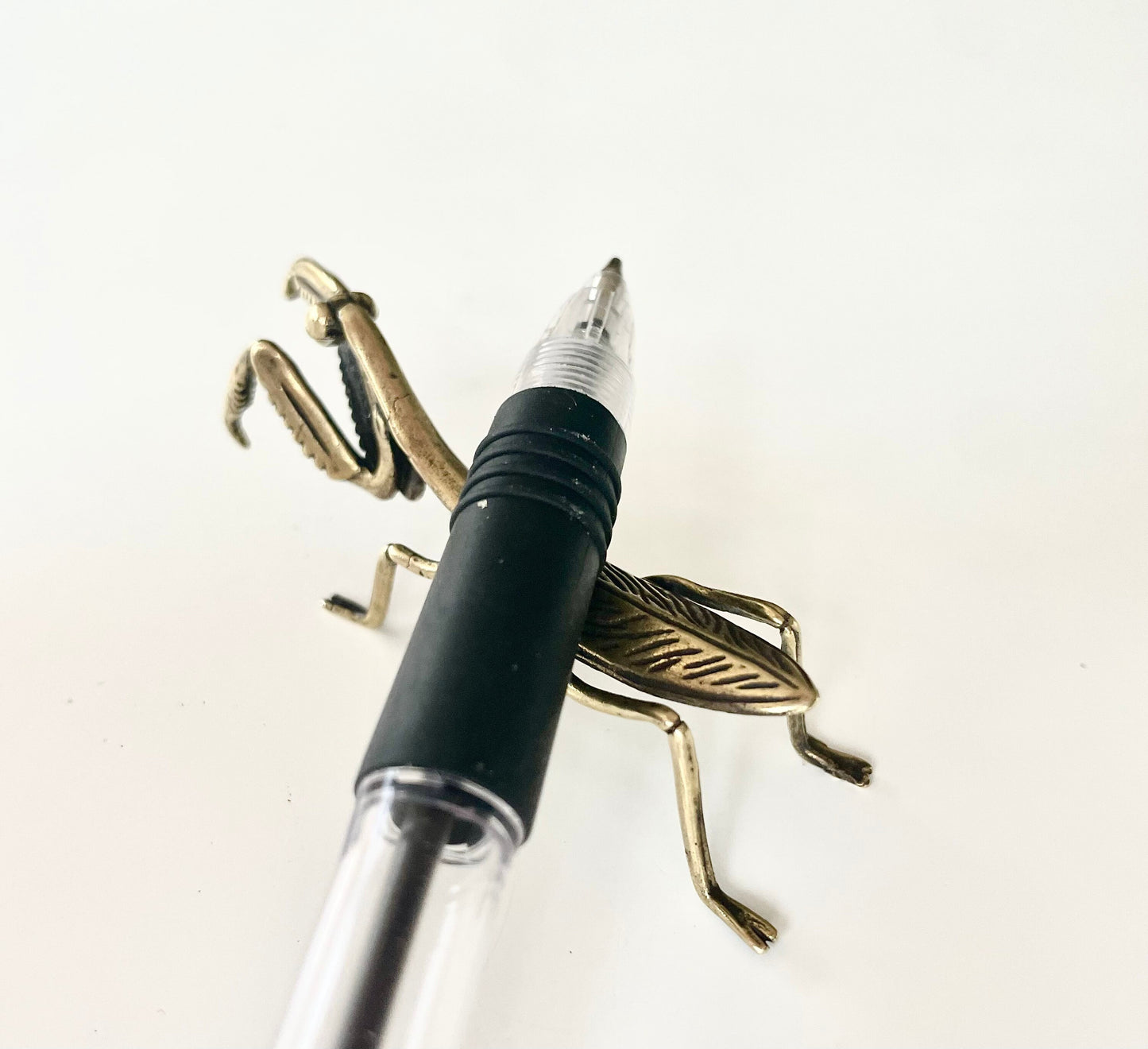 Fine Lifelike Solid Brass Praying Mantis Statue, Metal Pen Rest, Japanese Desk Accessory, Christmas gift, Dip Pen Holder