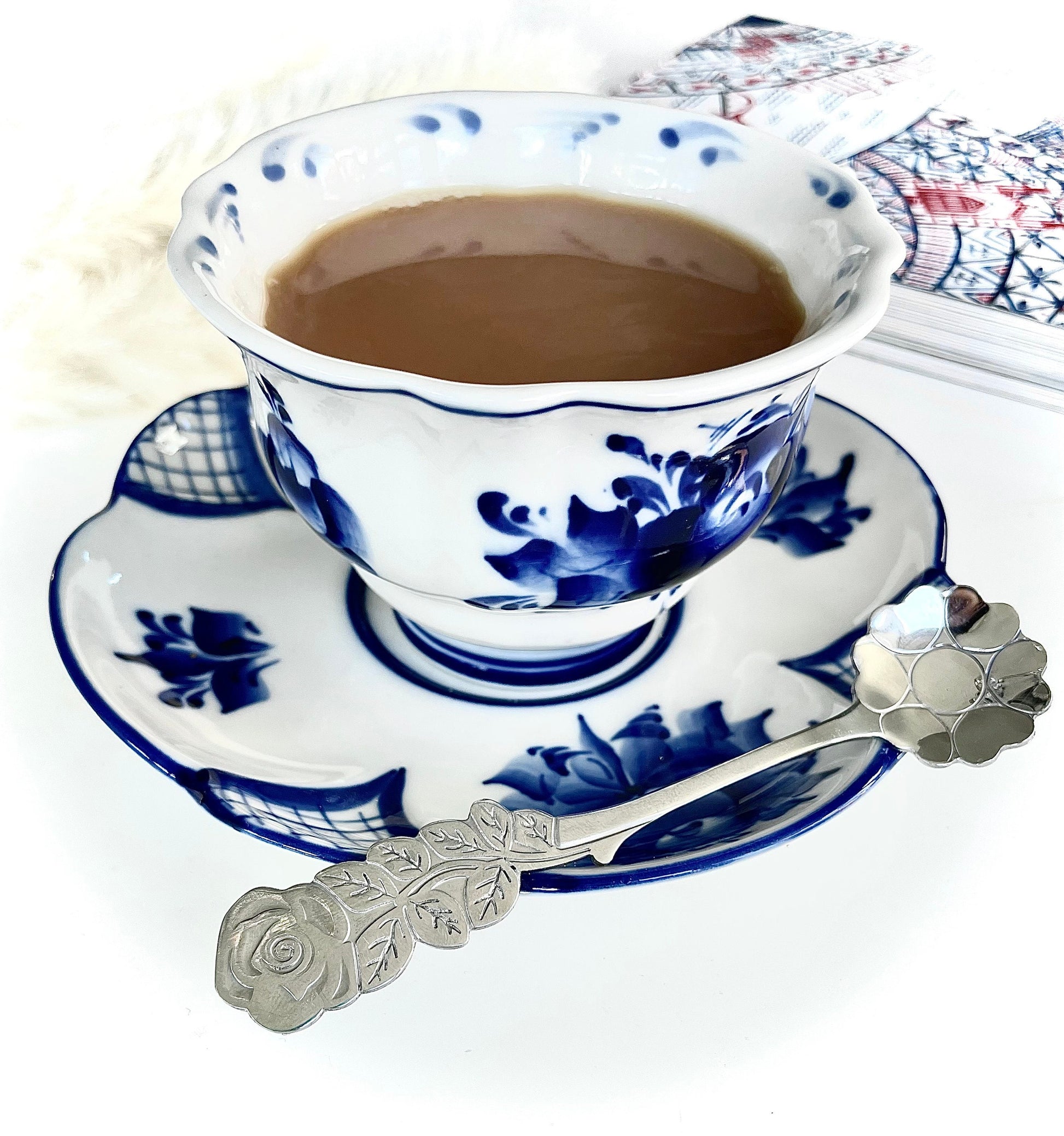 Elegant Tea Party Spoon Set of 8 Floral Desert Utensils, Regency Style Flatware, Nature-Inspired Gift for Her