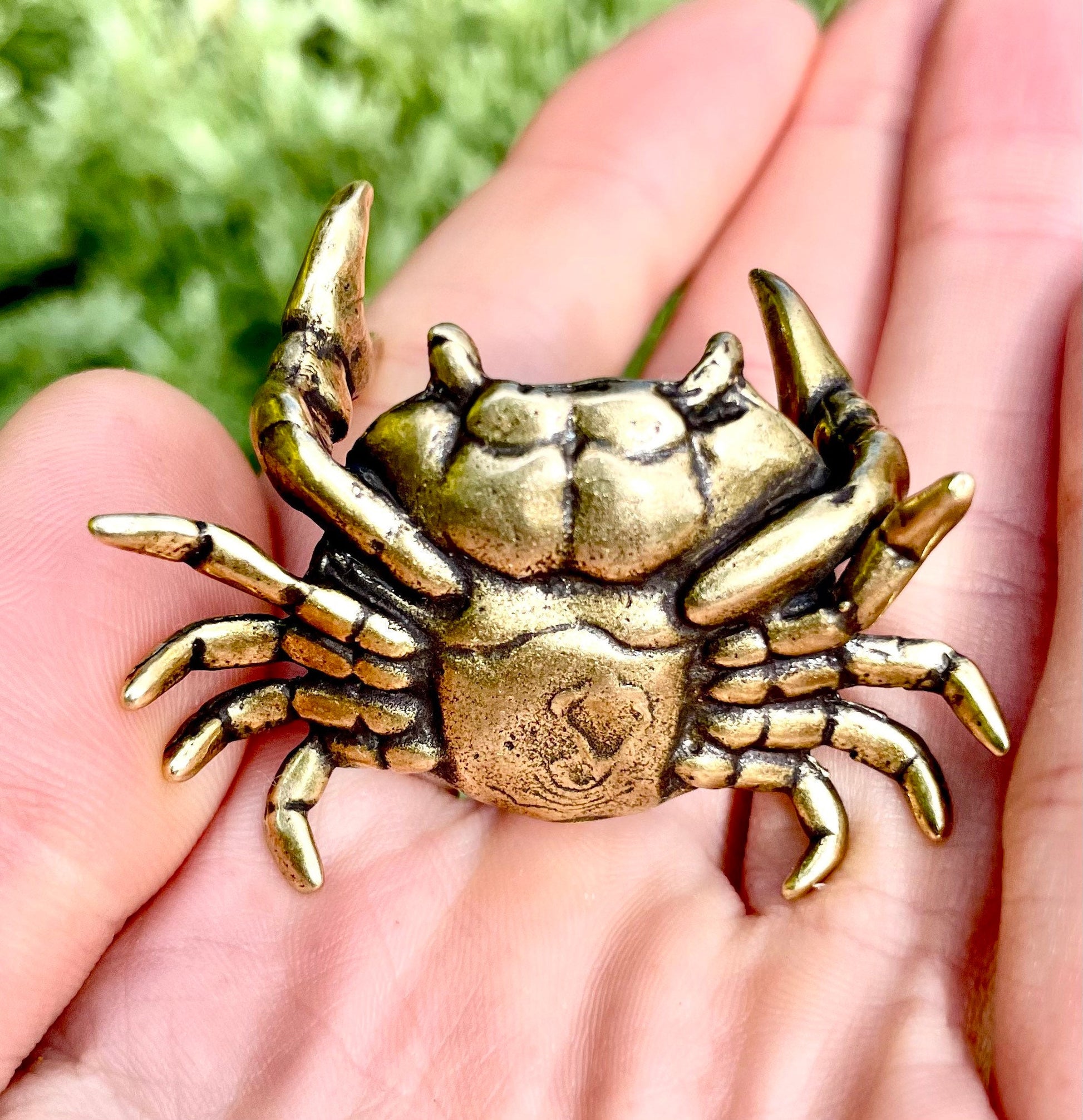 Fine Lifelike, Solid Brass Crab Statue, Metal Dip Pen Rest, Fountain Pen Holder, Japanese Desk Accessory, Paperweight, Chopsticks holder
