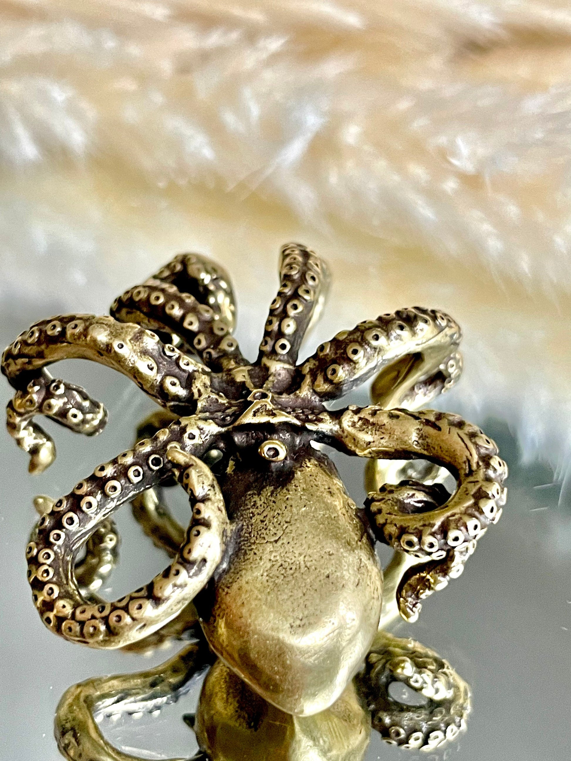 Kraken statuette, Fine octopus, figurine pen holder, brush rest, sea creature statue, desktop decor, creative gift, boss gift