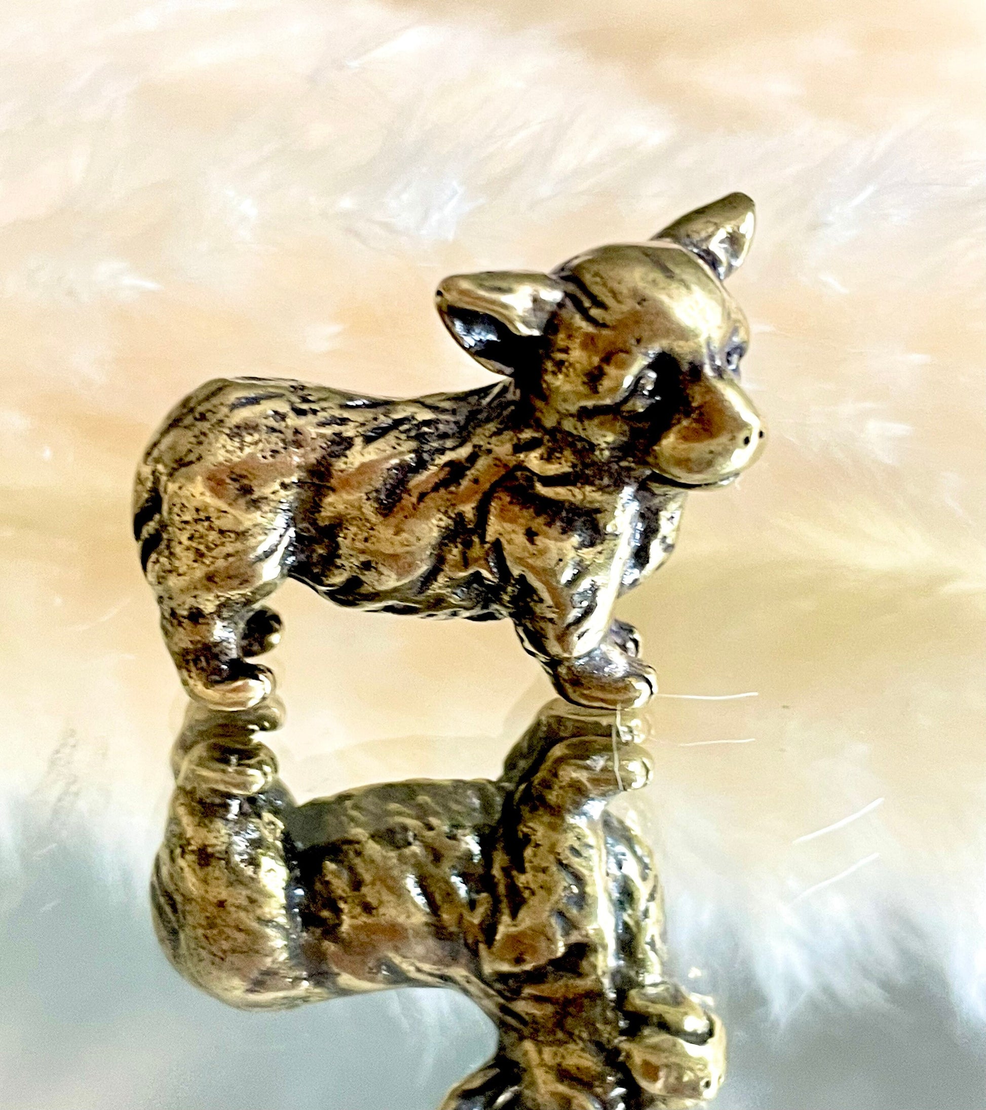 Fairy Welsh Corgi Pembroke figurine, solid brass figurine of Low Poly Dog, Baby corgi decoration, Unique Gift for Corgi Lovers