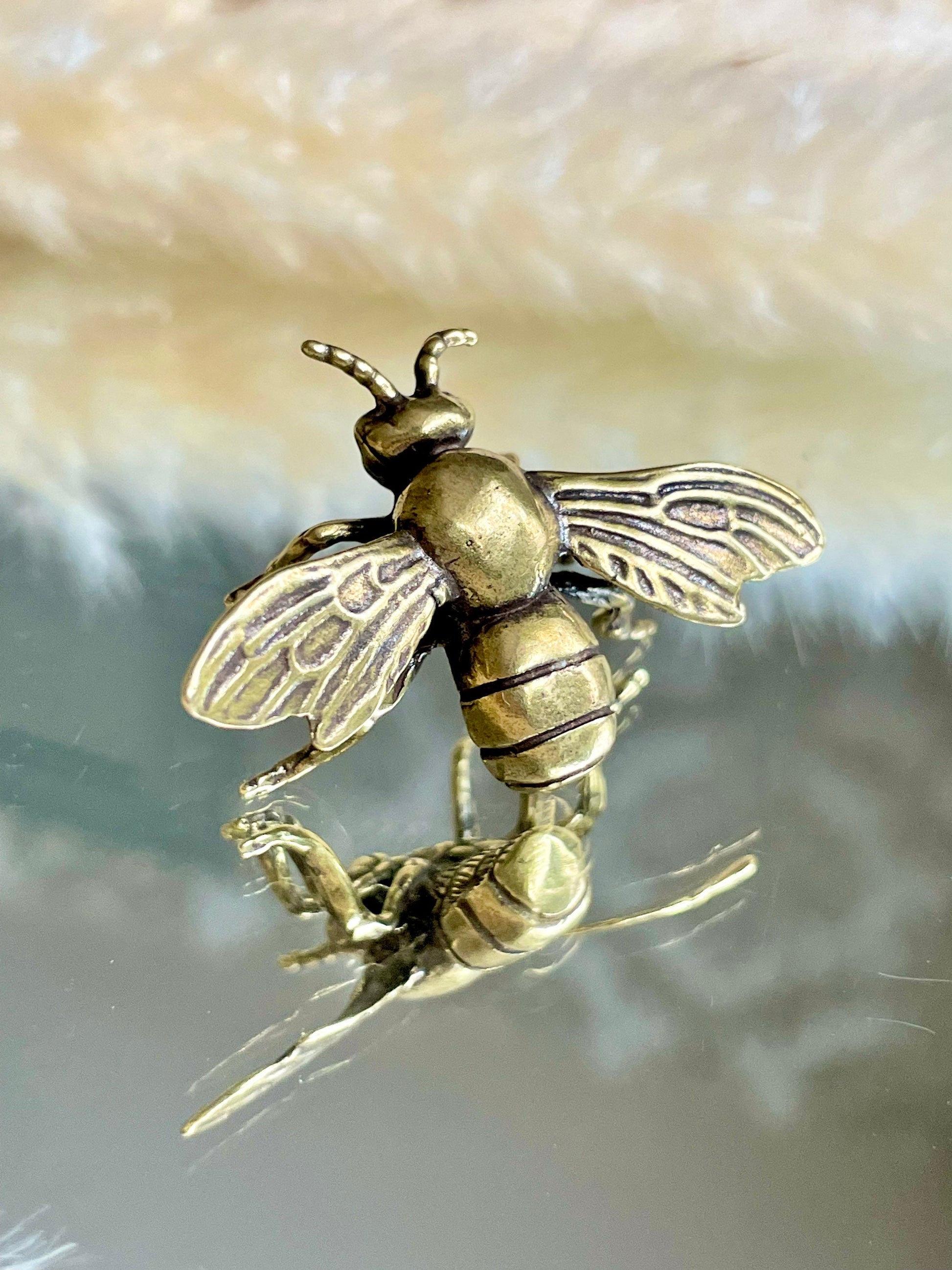 Devine flying honey bee, fine solid brass figurine, desktop decor, meaningful gift, cute little gift, meaningful gift, insect lover gift