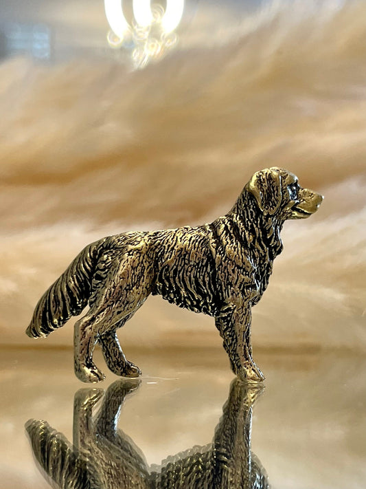 Golden retriever fine workmanship solid brass figurine traditional dog statue