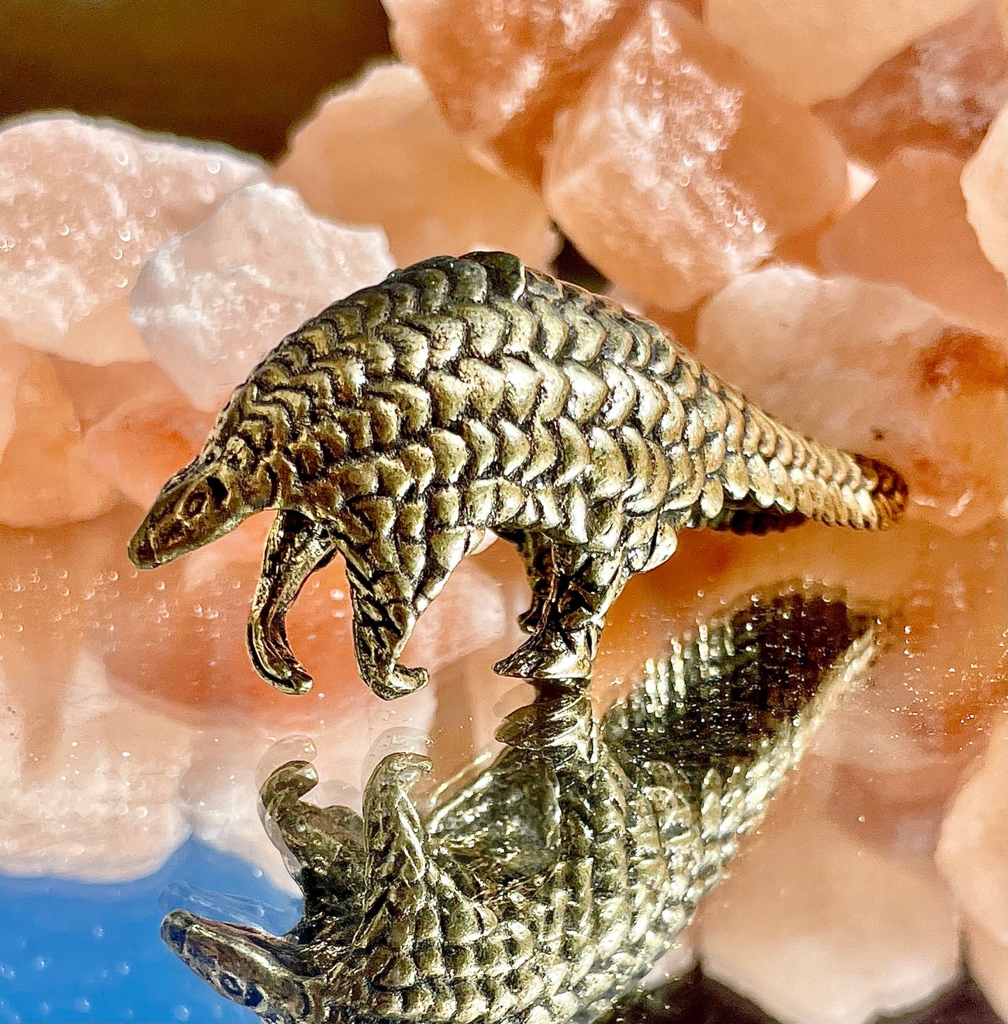Pangolin metal Solid Brass Figurine, paperweight, desktop ornament, home decoration, cute Pangolin, Novelty gift
