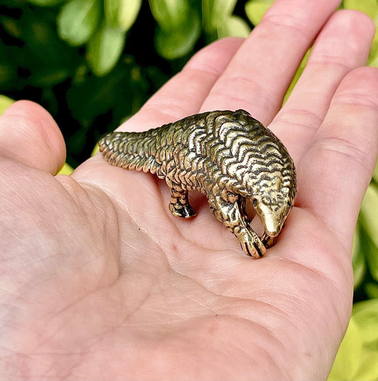 Pangolin metal Solid Brass Figurine, paperweight, desktop ornament, home decoration, cute Pangolin, Novelty gift