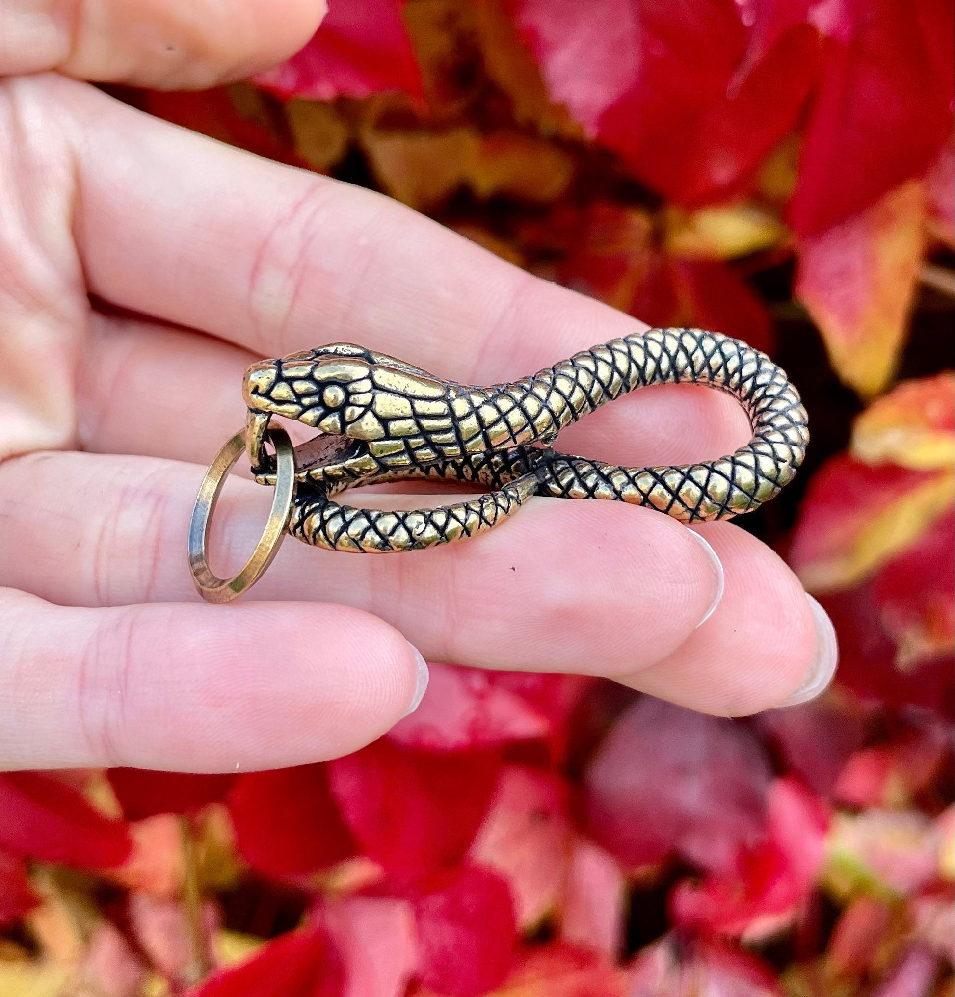Brass Snake keychain, Fine craftsmanship, Solid brass figurine, Snake infinity sign, Creative gift, unique gift