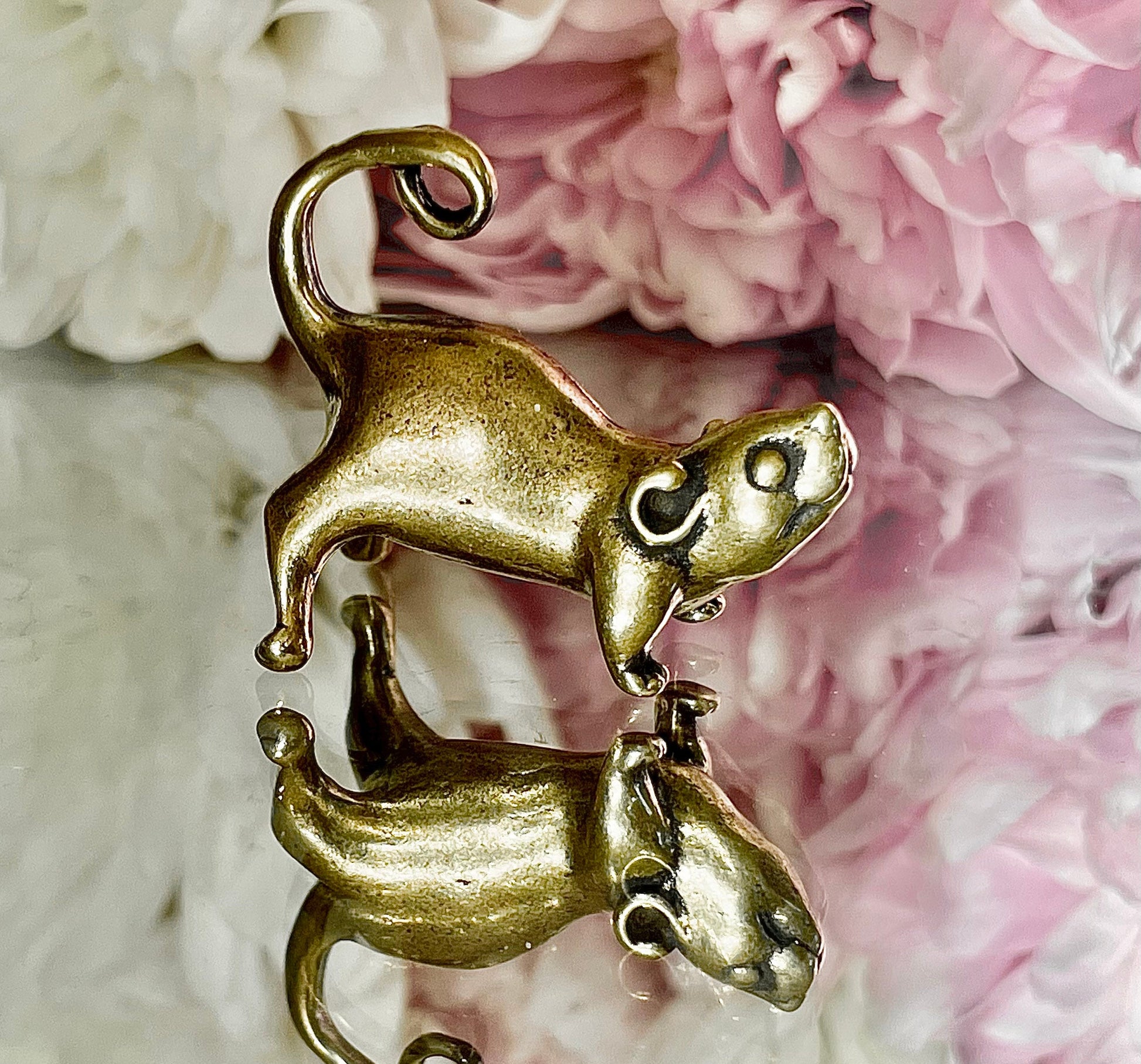 Cute Stretching mouse figurine, solid brass figurine, metal mouse statuette, Mouse keychain, brass pendant, cool gift