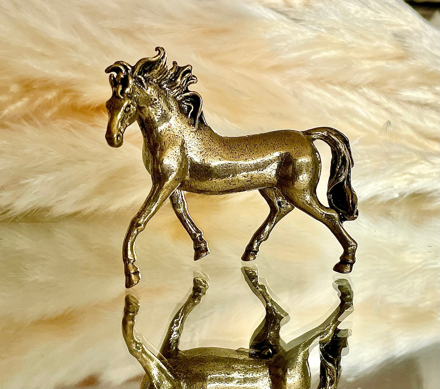 Wild horse statuette, Galloping mustang, Stallion statue, Lifelike solid brass figurine, Desktop ornament