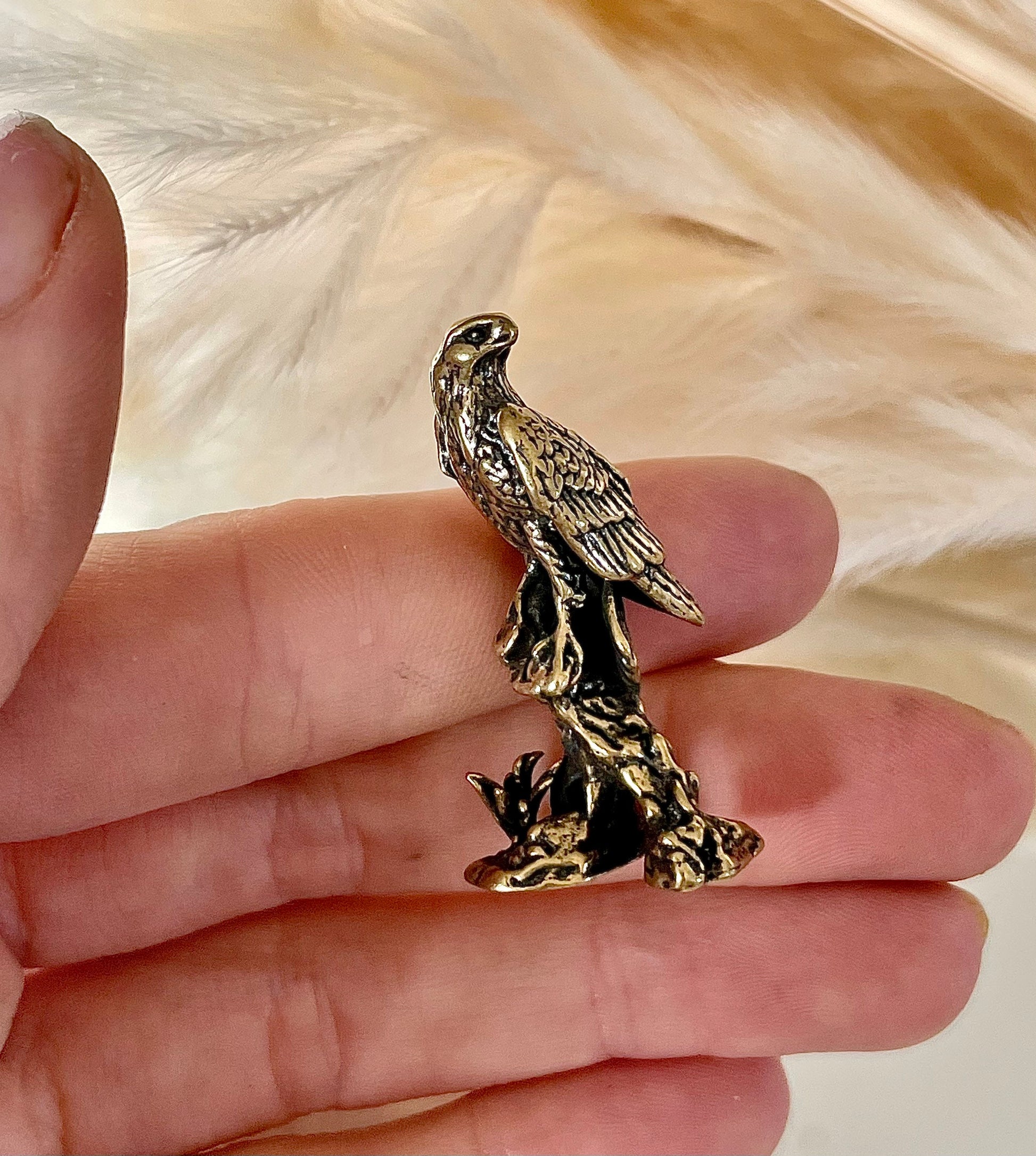Fine workmanship, Small precise detailed, Tamed Falcon, Solid brass figurine, Lost Wax Casting, Metal Artwork, Creative gift