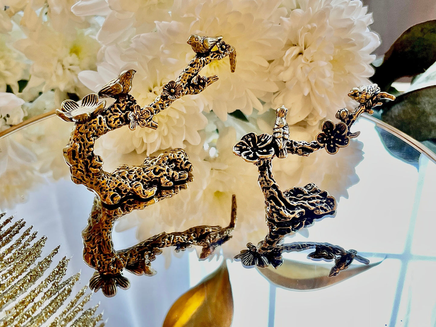Solid Brass Lively Figurine Featuring a Spring Flowering Tree and Chirping Songbirds, Tabletop decoration, Pen rest, Spring ornament