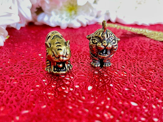 Cute little tiger tiny figurine, Brass Tiger Keyring, Tiger Keychain pedant, Roaring tiger cub pendant, Car Key Chains