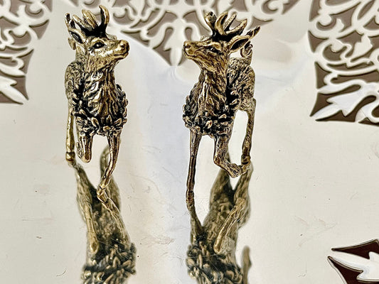Pair of Reindeers statue, Metal deer ornament, Fine lifelike solid brass, Festival reindeer, reindeer statue, Christmas gift