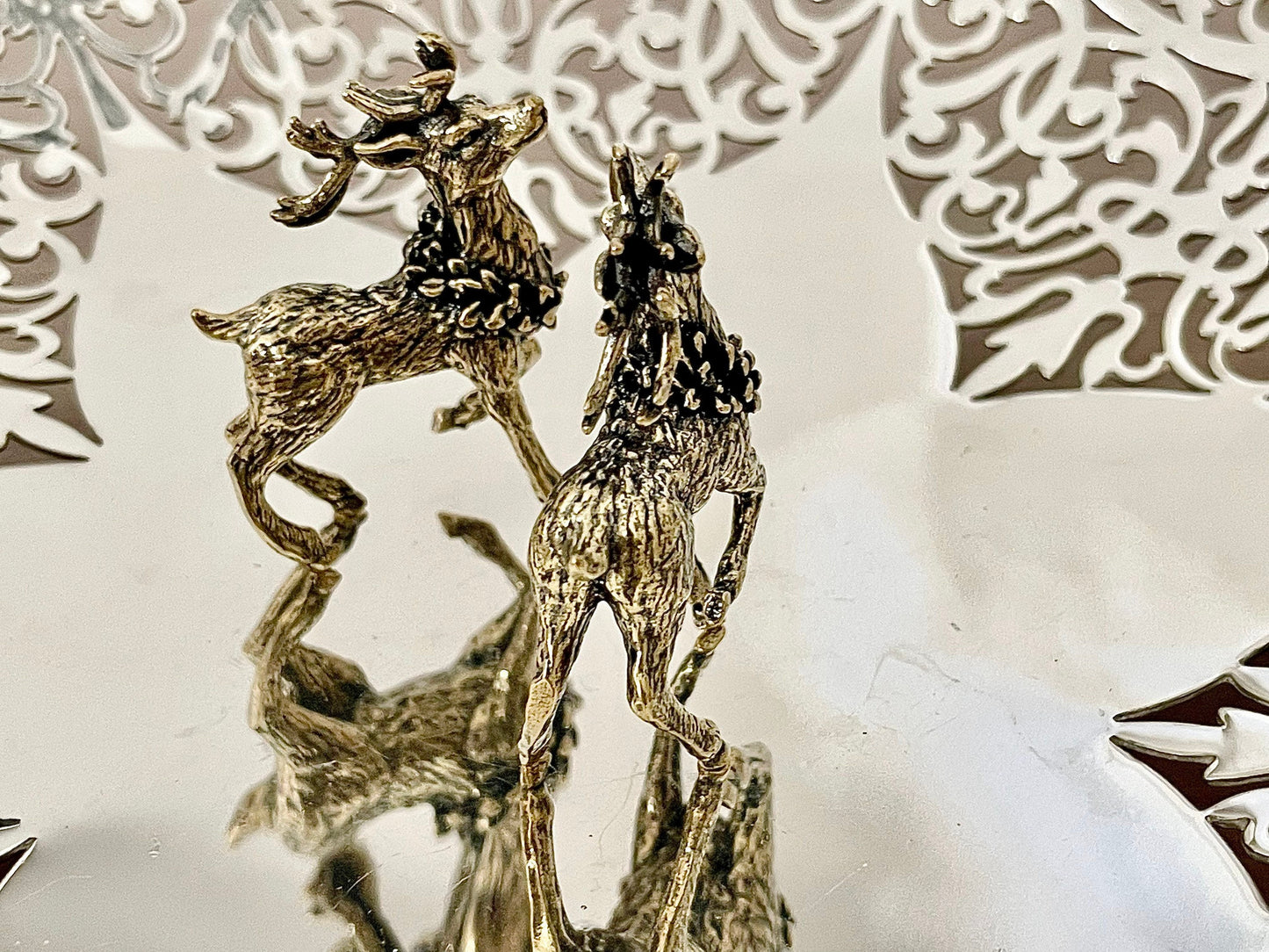 Pair of Reindeers statue, Metal deer ornament, Fine lifelike solid brass, Festival reindeer, reindeer statue, Christmas gift