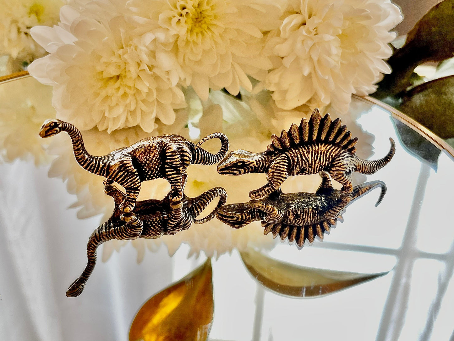 Dinosaurs solid brass figurine, dino miniature, Jurassic World dinosaur, carnivorous dinosaur, Realistic Dinosaur Figure, collectible