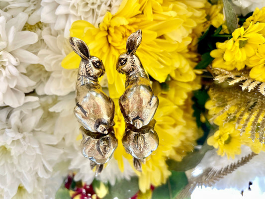 Couple of rabbits figurines, lifelike workmanship, bunny ornament, Couple of bunnies, Solid Brass figurine, cute gift