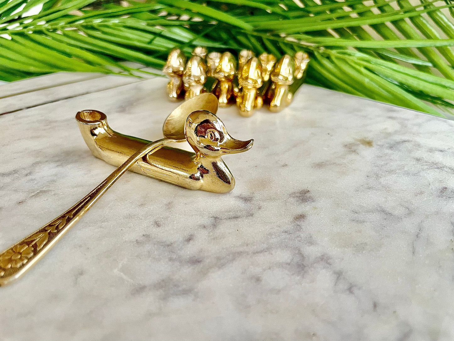 Vintage Set of 6 Privilege knife rests card holders, Ducks French Knife layers, Golden color cutlery rests, Mid Century deco, duckers knife
