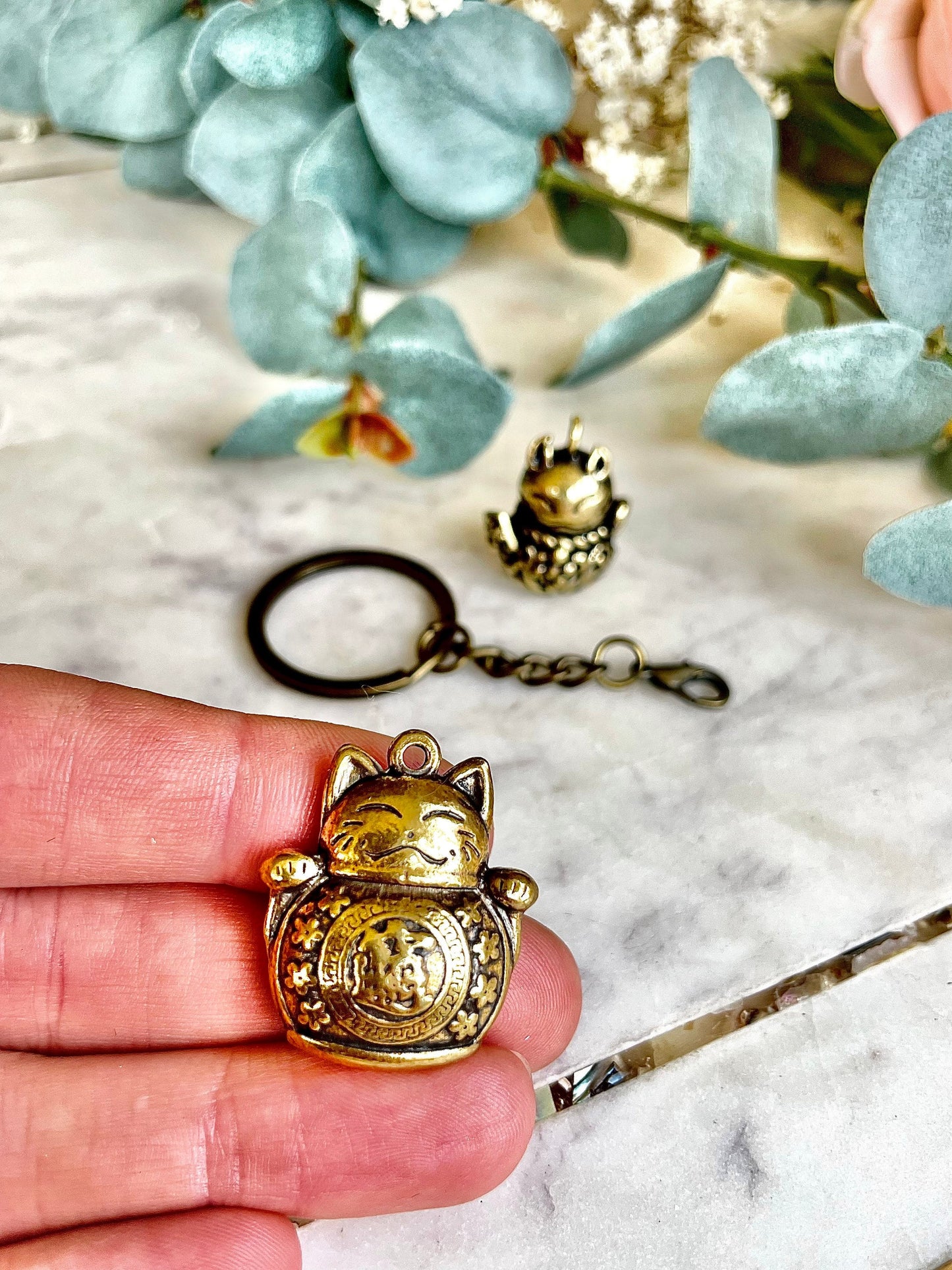 Japanese maneki neko, brass fortune kitten cat pendant, solid fine brass fortune kitten, cat figurine, pendant mascot, fortune cat keychain