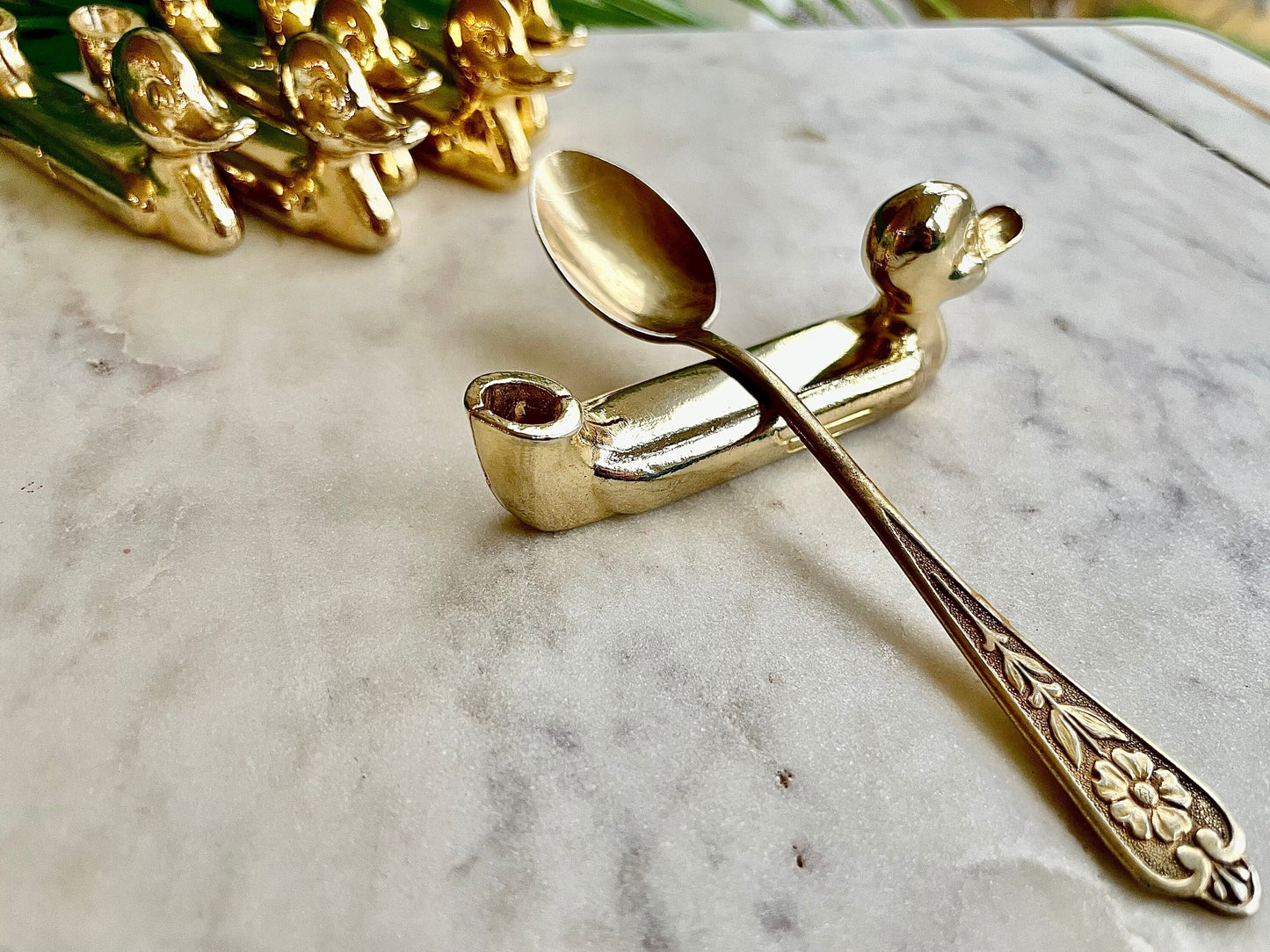 Vintage Set of 6 Privilege knife rests card holders, Ducks French Knife layers, Golden color cutlery rests, Mid Century deco, duckers knife