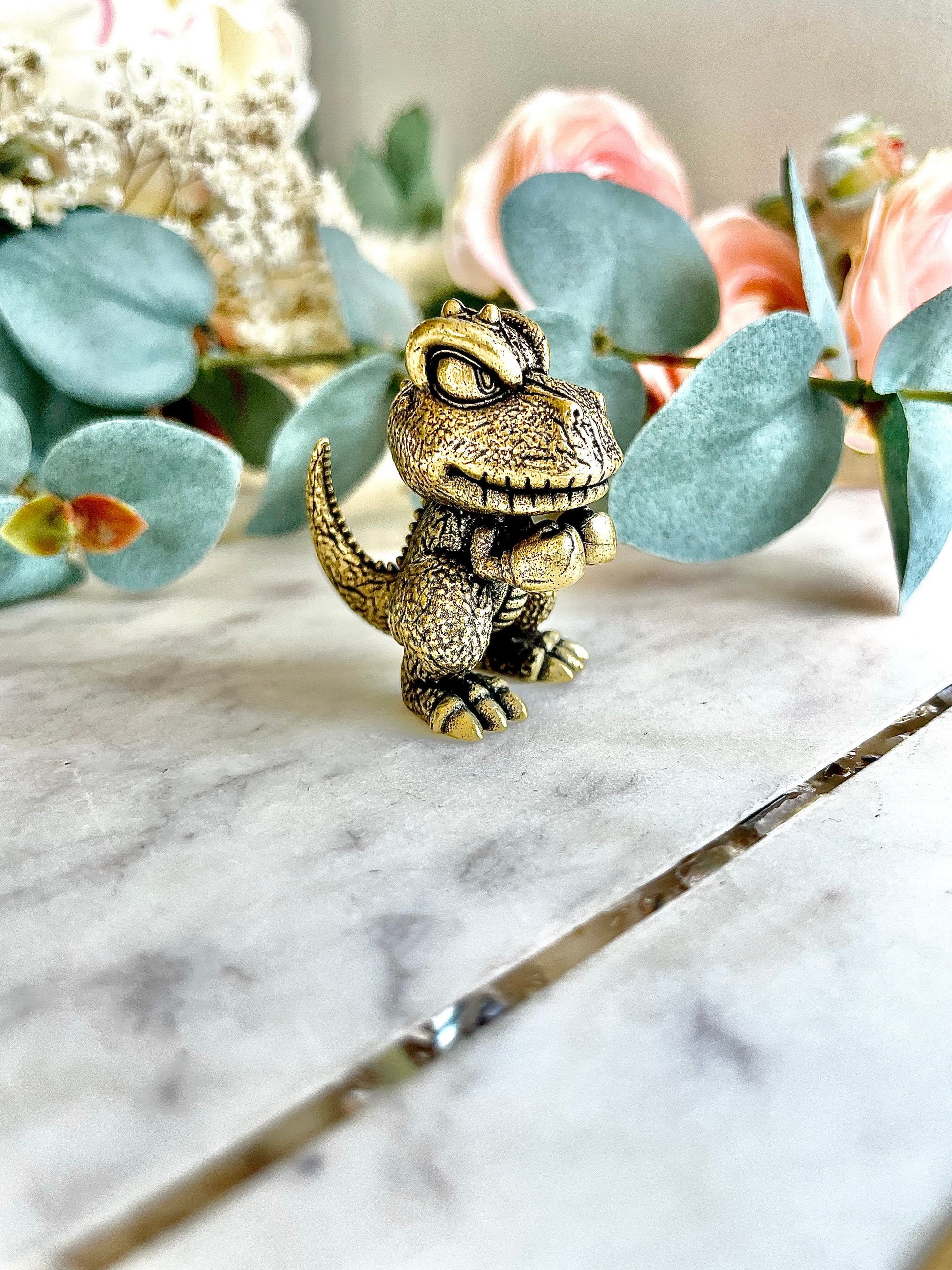 Solid brass dino boxer figurine, cute dinosaur with boxing gloves statuette, gon ornament, Mondo Jurassic Park T-Rex, gift for boxer