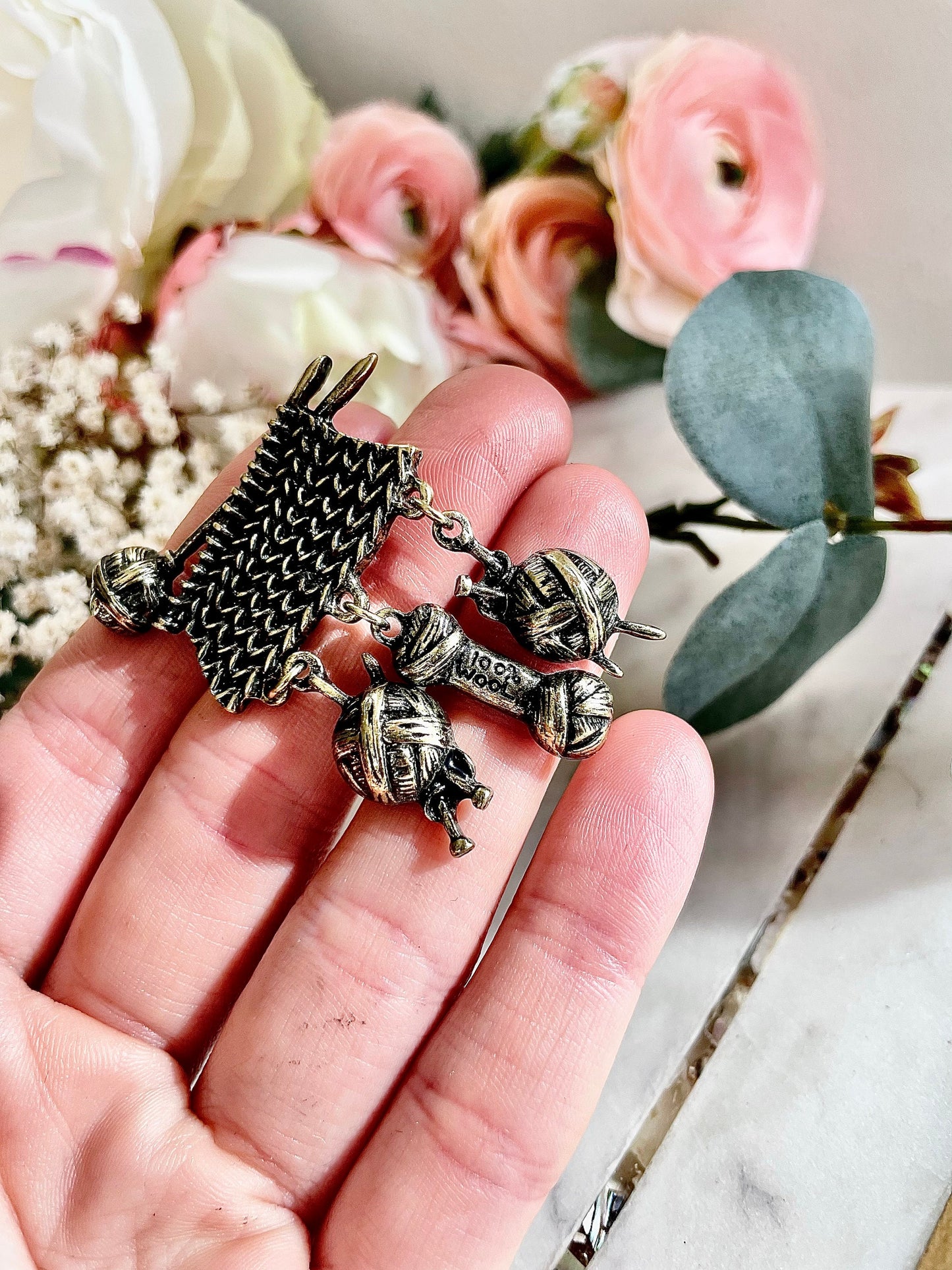 Brass Knitting Brooch, Metal Shawl Pin Gift for Knitter Crochet, Charms Gift for Mom, Gift for Grandma, Crochet gift