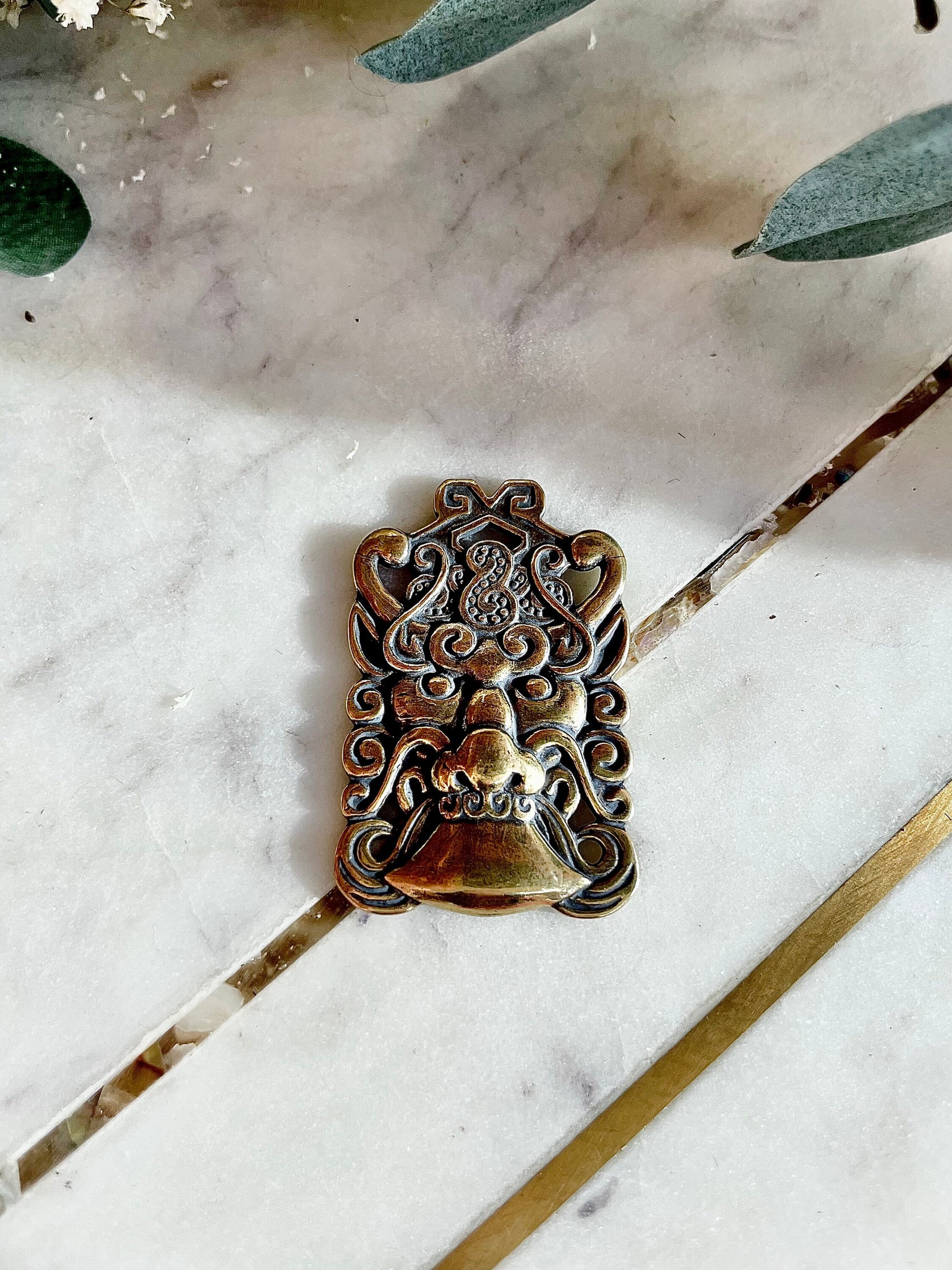 Brass Yazi Rui Beast Pendant, Chinese demon Keychain, Pendant Dragon Born Nine Sons Lucky Medal