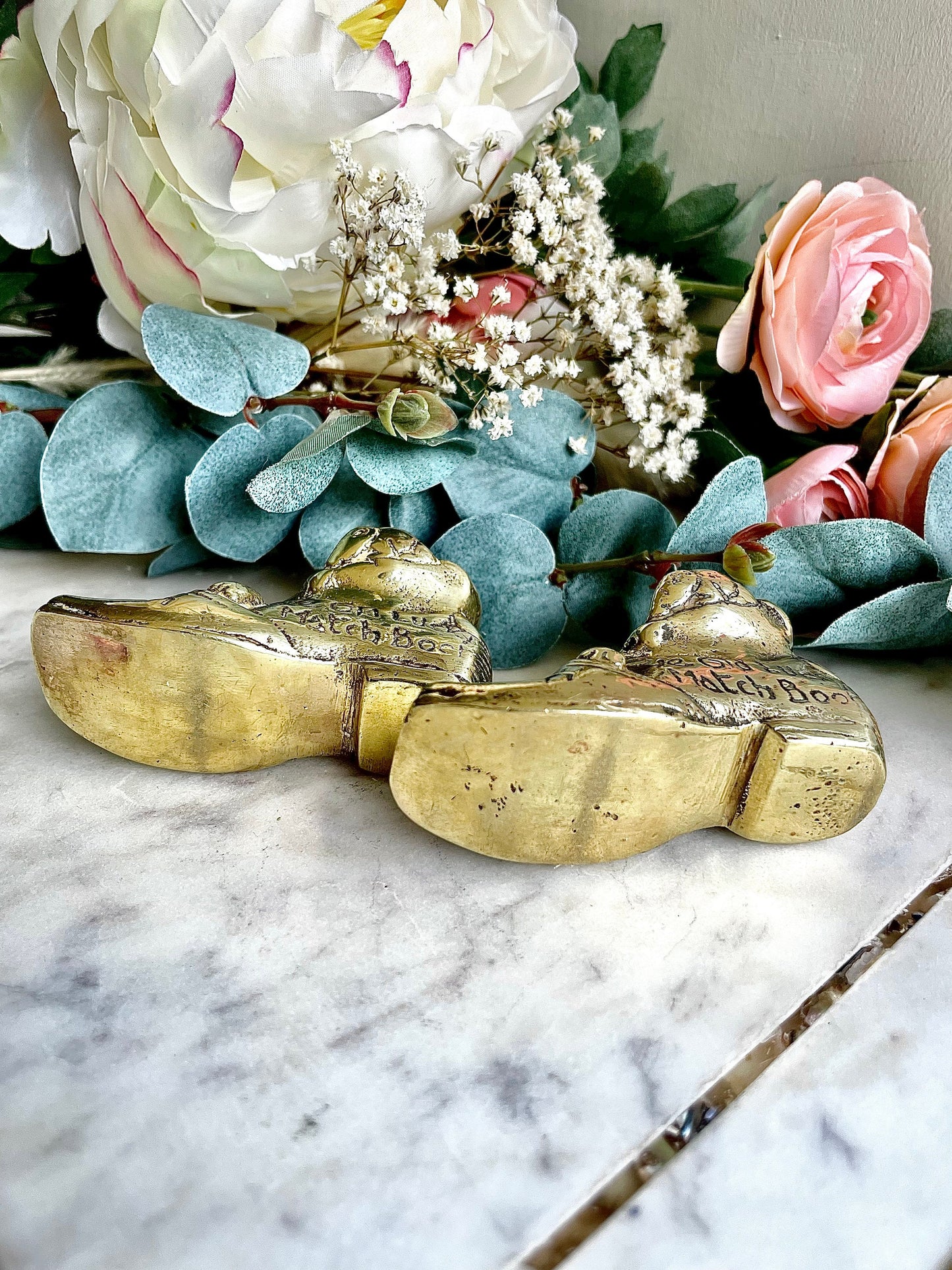 1960's Ye Old lucky Match Boot, Lucky Shoe, Boot Ashtray, Vintage solid brass, Boot Match Striker, Match Holder