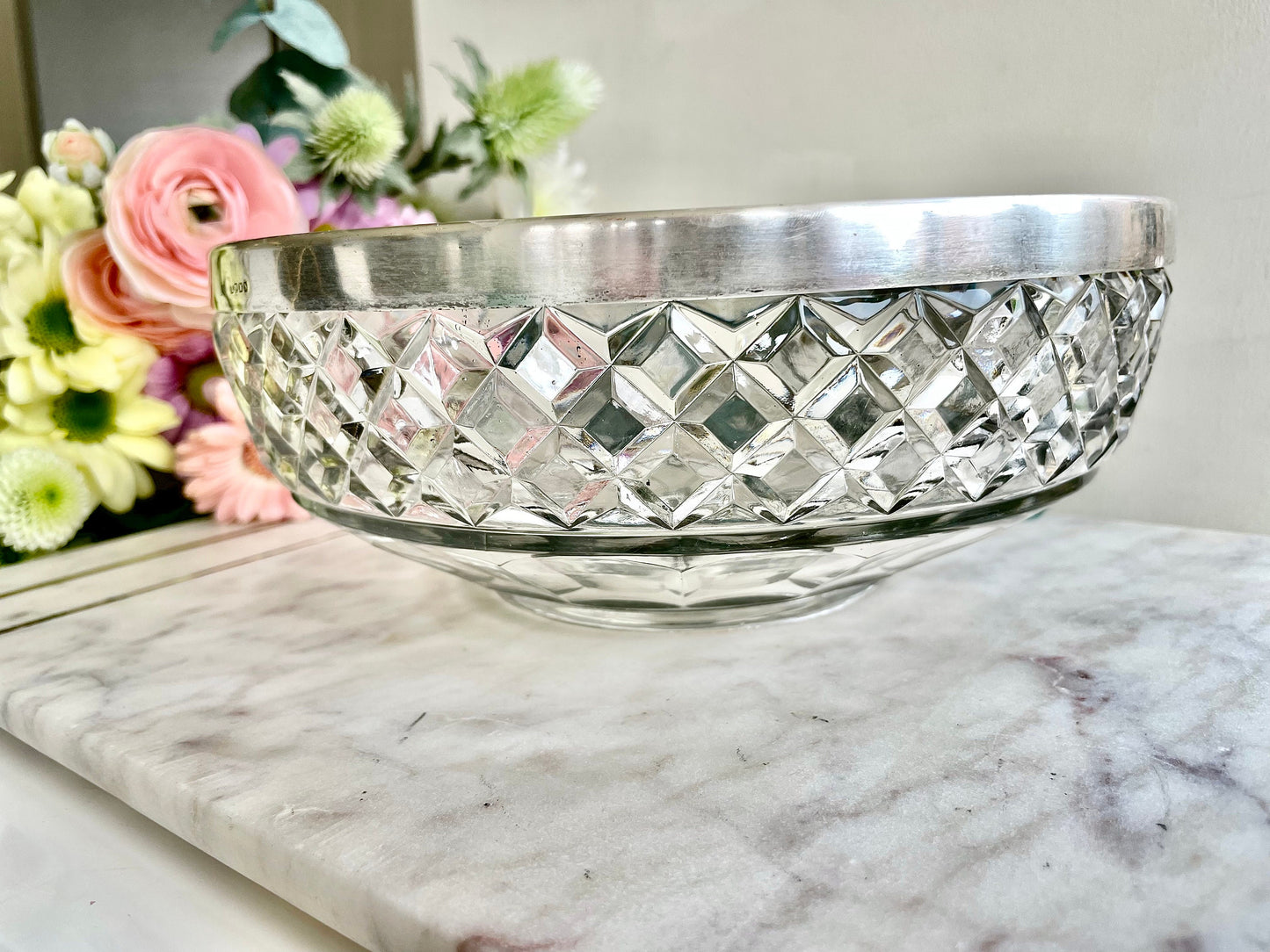 Exquisite Vintage Crystal Heavy Cut Glass bowl rimmed with EPNS Silver plated Ring Made in England, British Vintage Dinning