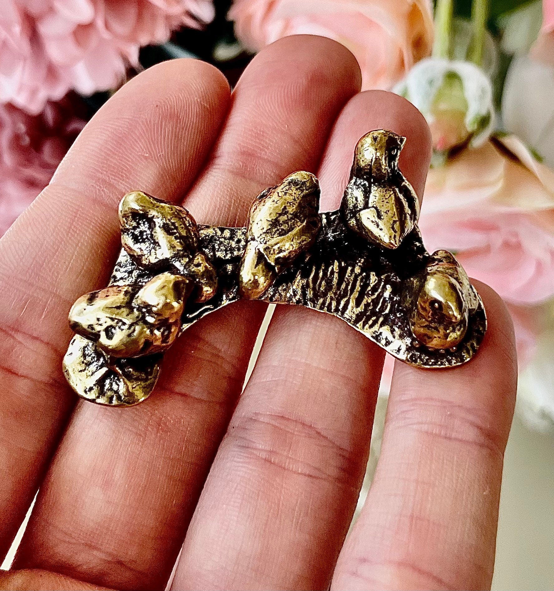 Five little chicks solid brass figurine, brass chicks figurine chicken decor farmhouse rustic modern cottagecore miniatures animals