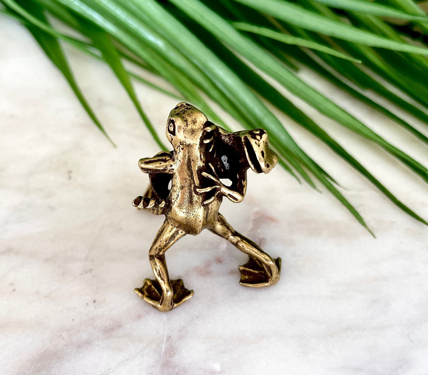 Solid Brass Wrestling frogs Statue, Small Paperweight, Cute collectible figurine, Desk Accessory