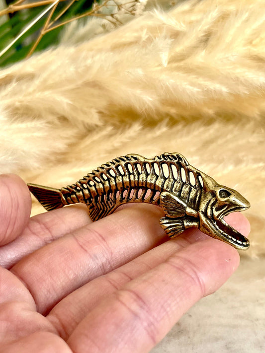 Solid brass Fishbone figurine, Crater Beads, Fish skeleton Keyring, Hanging Trinkets, Creative Zipper, Brass Fish Bone, Paracord Bead