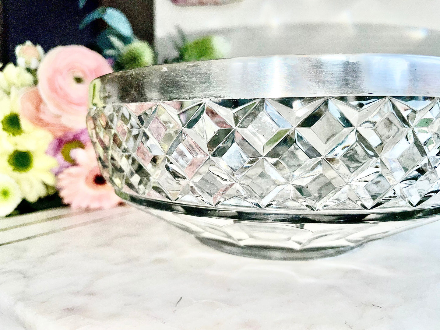 Exquisite Vintage Crystal Heavy Cut Glass bowl rimmed with EPNS Silver plated Ring Made in England, British Vintage Dinning