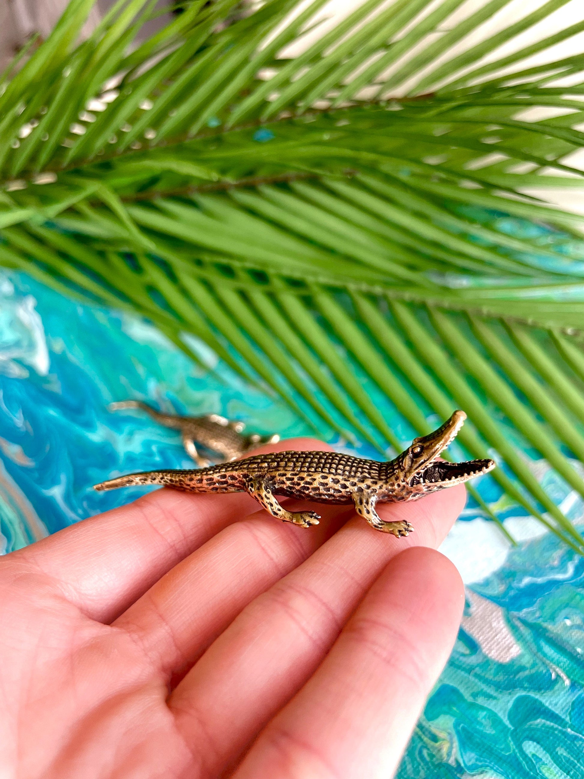 solid brass alligator statue mini metal crocodile figurine metal art incense burner gift for animal