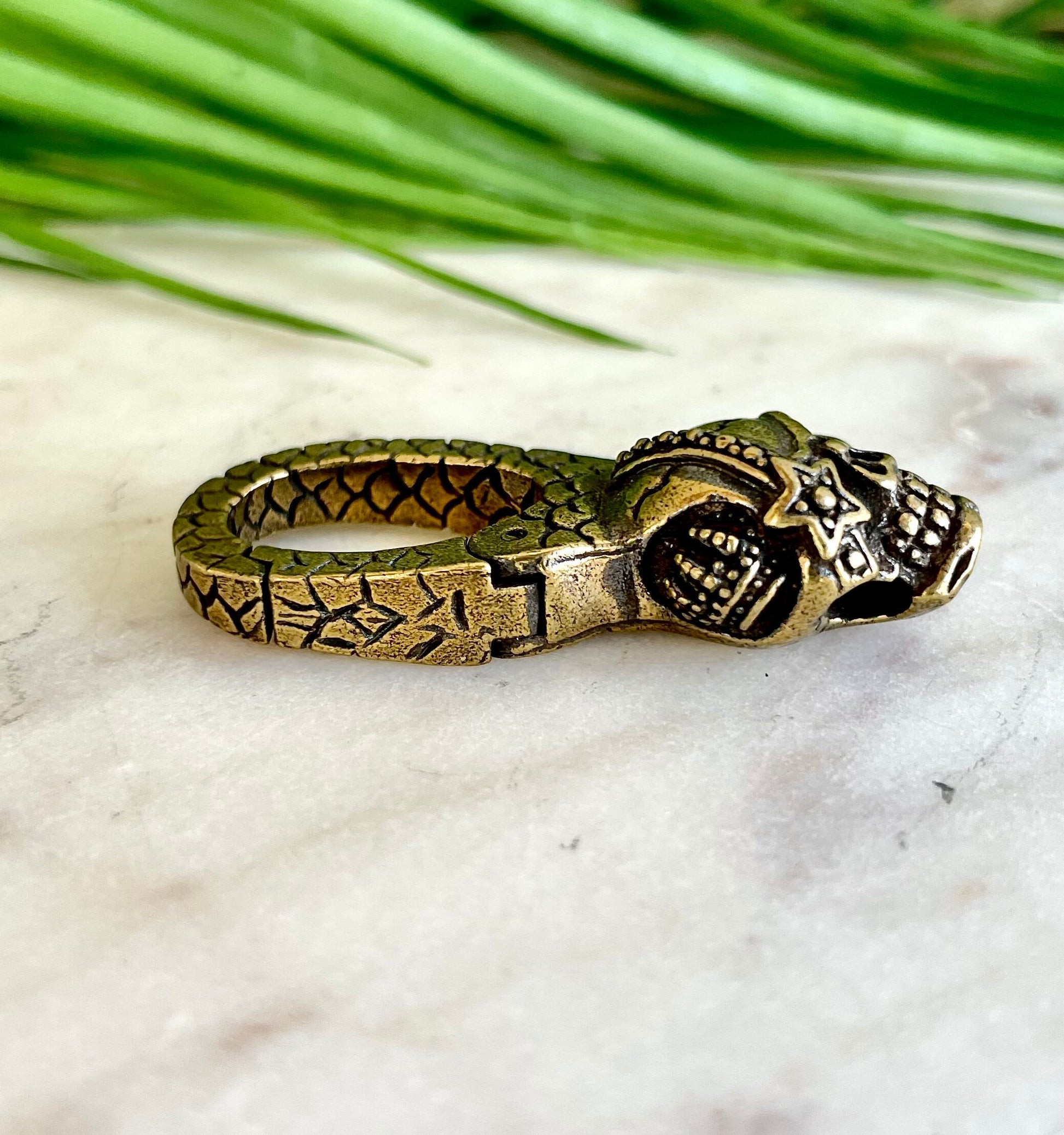 Pirate Skull Keychain: A Timeless and Masculine Gift for Him
