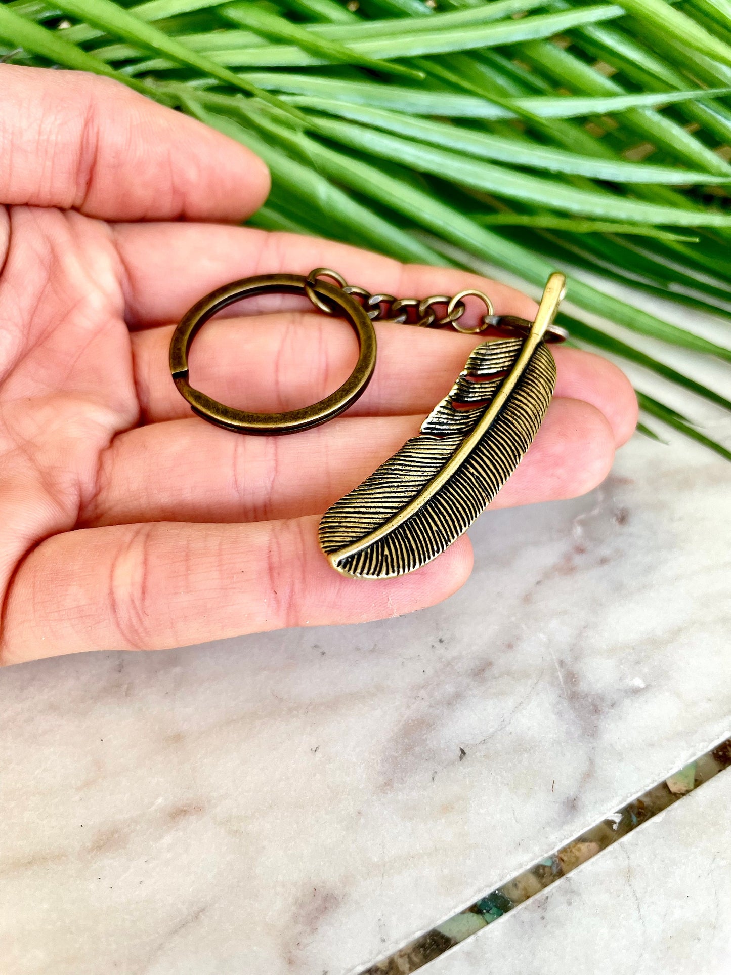 Good Fortune Feather: A Stylish Solid Brass Keychain Charm for Friendships and Blessings