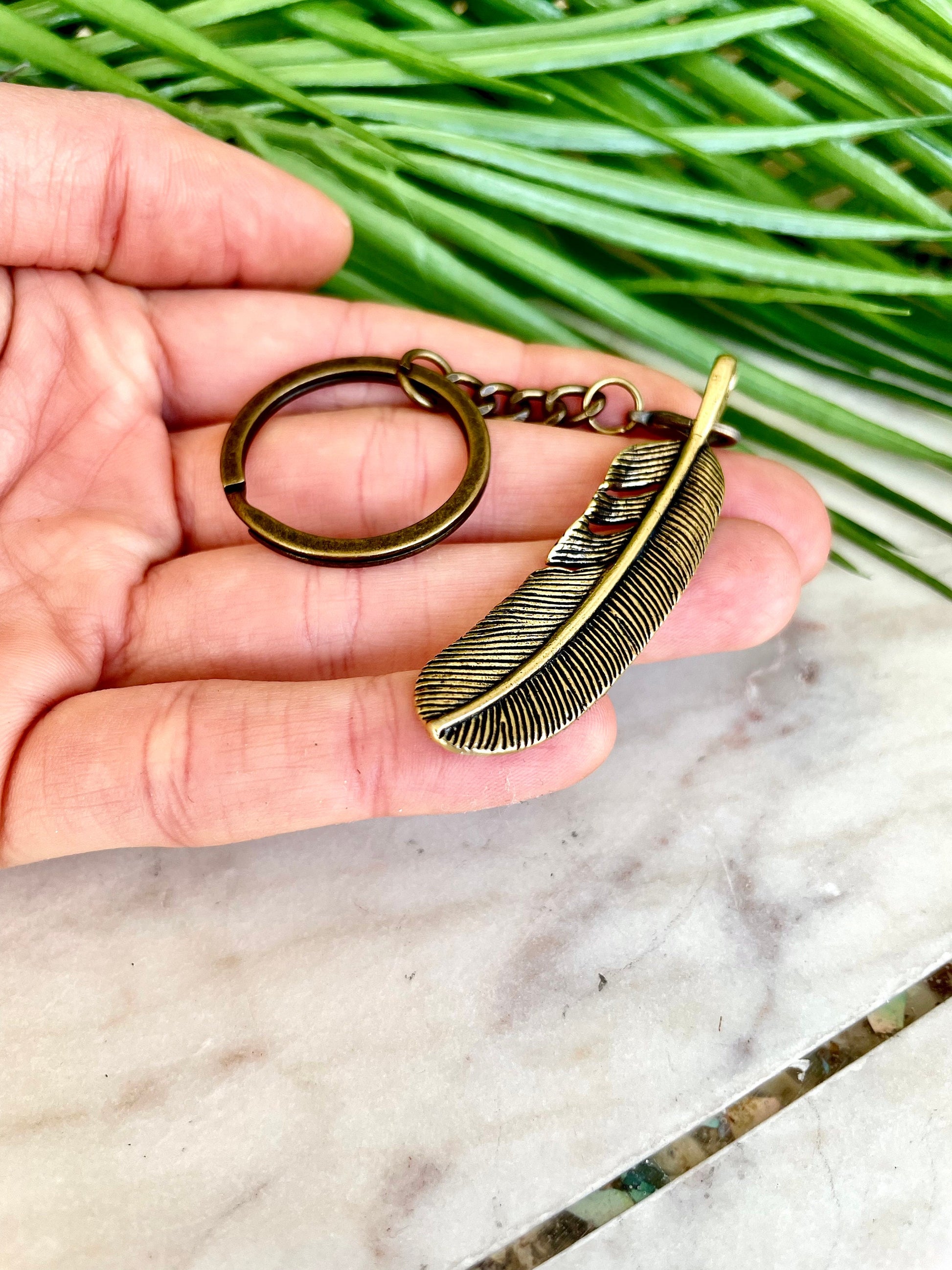 Good Fortune Feather: A Stylish Solid Brass Keychain Charm for Friendships and Blessings