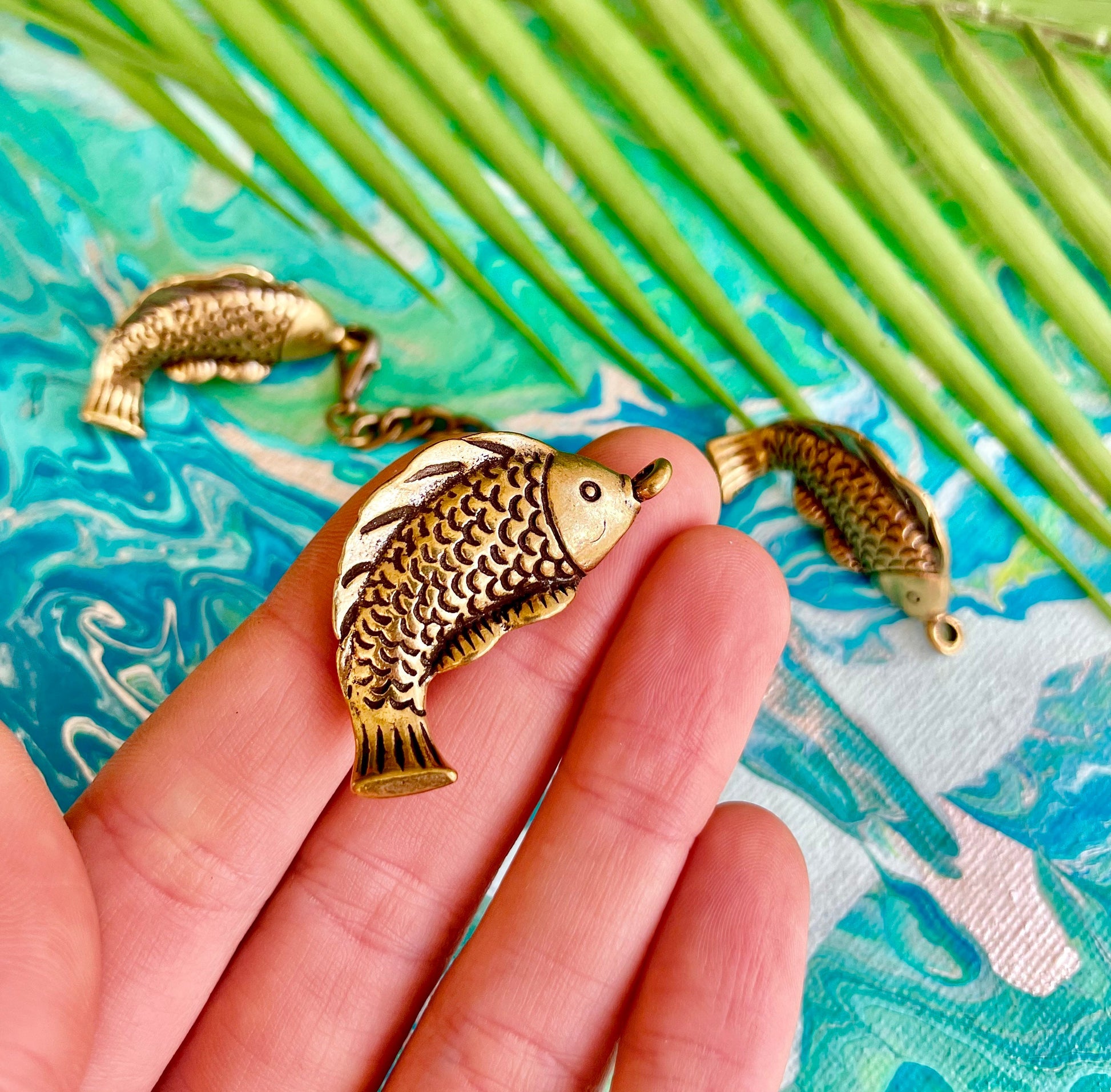Creative Solid Brass Fish Keyring, Carp pendant, Fish on the hook Key Chain Pendant Craft Gift, Creative gift for fisherman