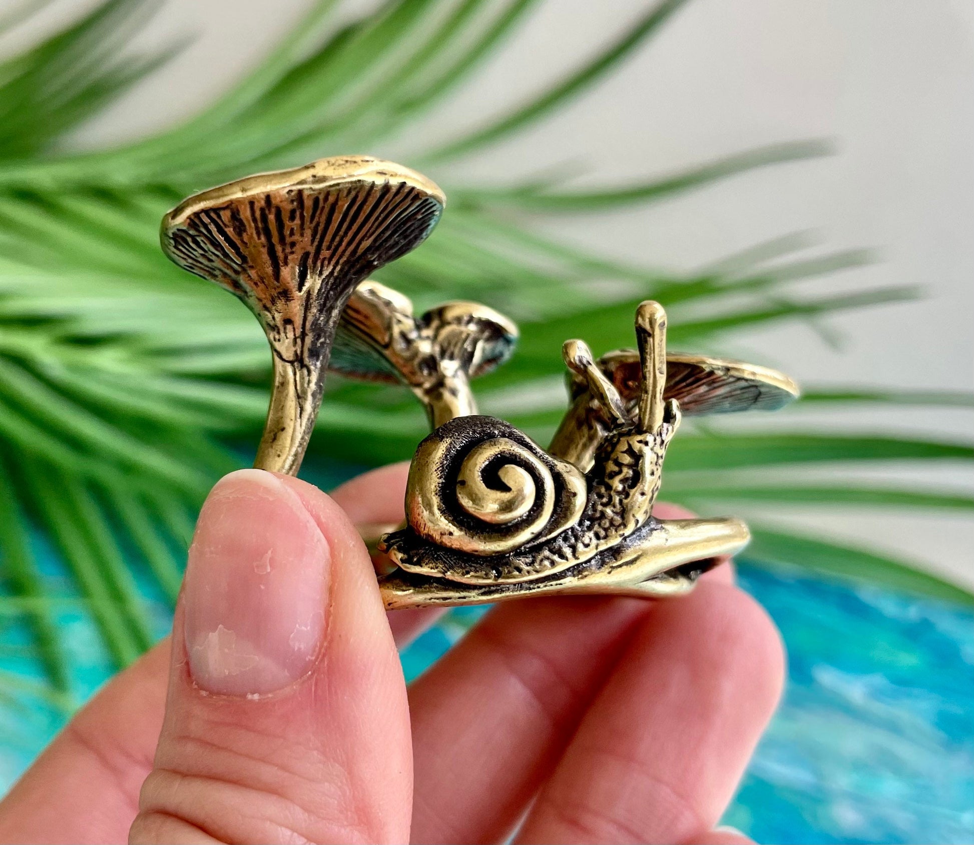 solid brass mushroom snail decor mini fung shui fairy forest terrarium garden cottagecore coffee table office cute gift ideas